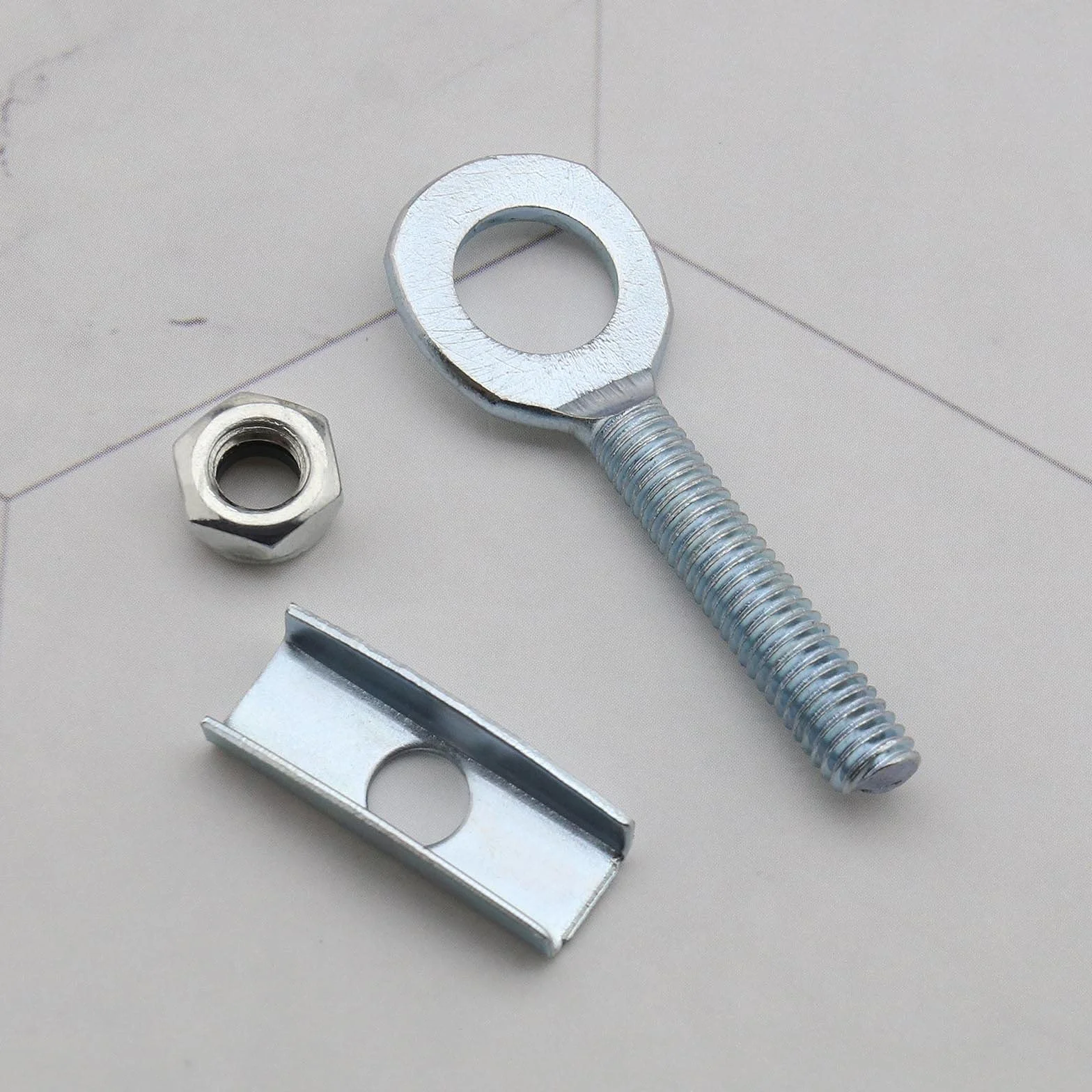 4 Piezas Ajustador Tensor de Cadena de de 10mm con Tuercas Antisuelto de Acero Plateado para Mini Moto Bicicletas de Carrera Motos de Cross Quads