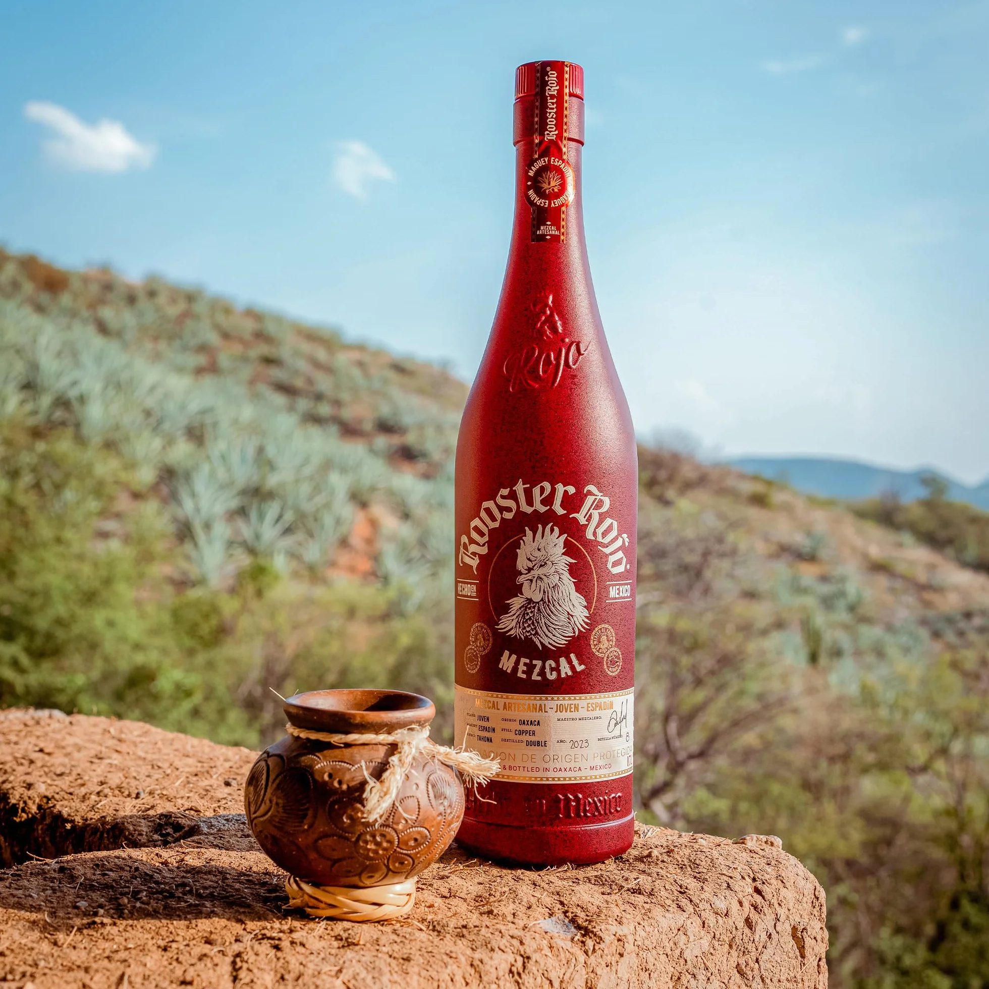 Rooster Rojo Mezcal 100% Agave Espadín Artesanal Doble Destilación 43% Vol 70cl