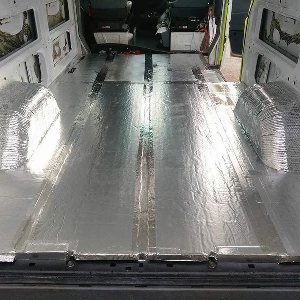 Aislante térmico y acústico para coches, caravanas, furgonetas, camper (2,5 m x 1,20 m) - Aislamiento con cara autoadhesiva para fácil colocación