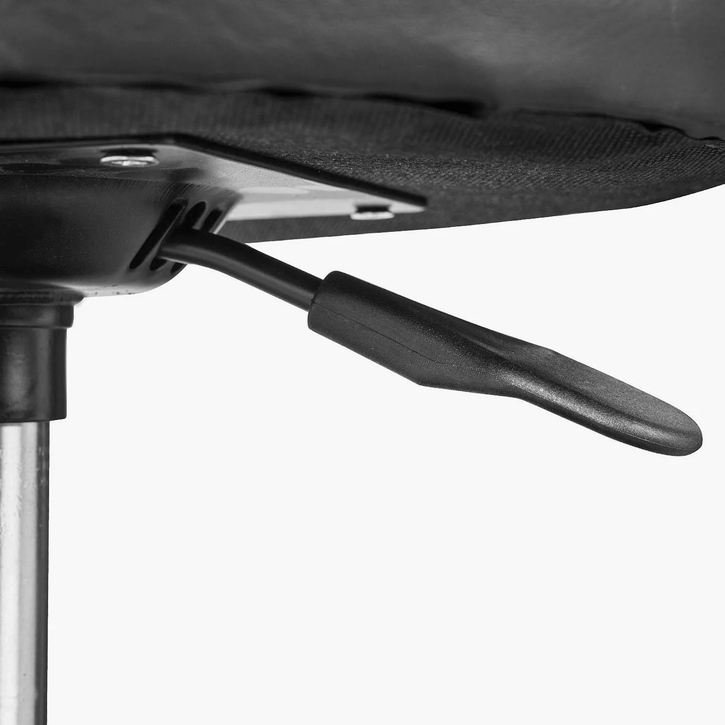 Torin ATR6350B - Asiento de garaje o tienda neumático: taburete mecánico acolchado ajustable con bandeja de herramientas, color negro