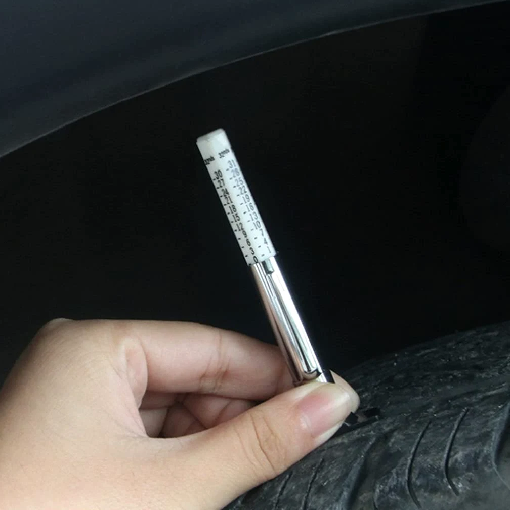 Probador de la banda de rodadura de la profundidad del neumático del mini automóvil Herramienta de detección de espesor del patrón del neumático métrico universal Medición automática del neumático de