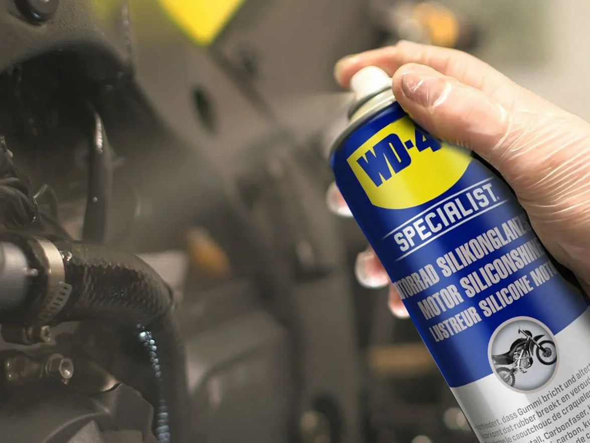 WD-40 Specialist Aerosol de silicona para motocicleta 400 ml | Spray de brillo para motocicleta | Limpiador WD40 | Spray de silicona para motocicleta