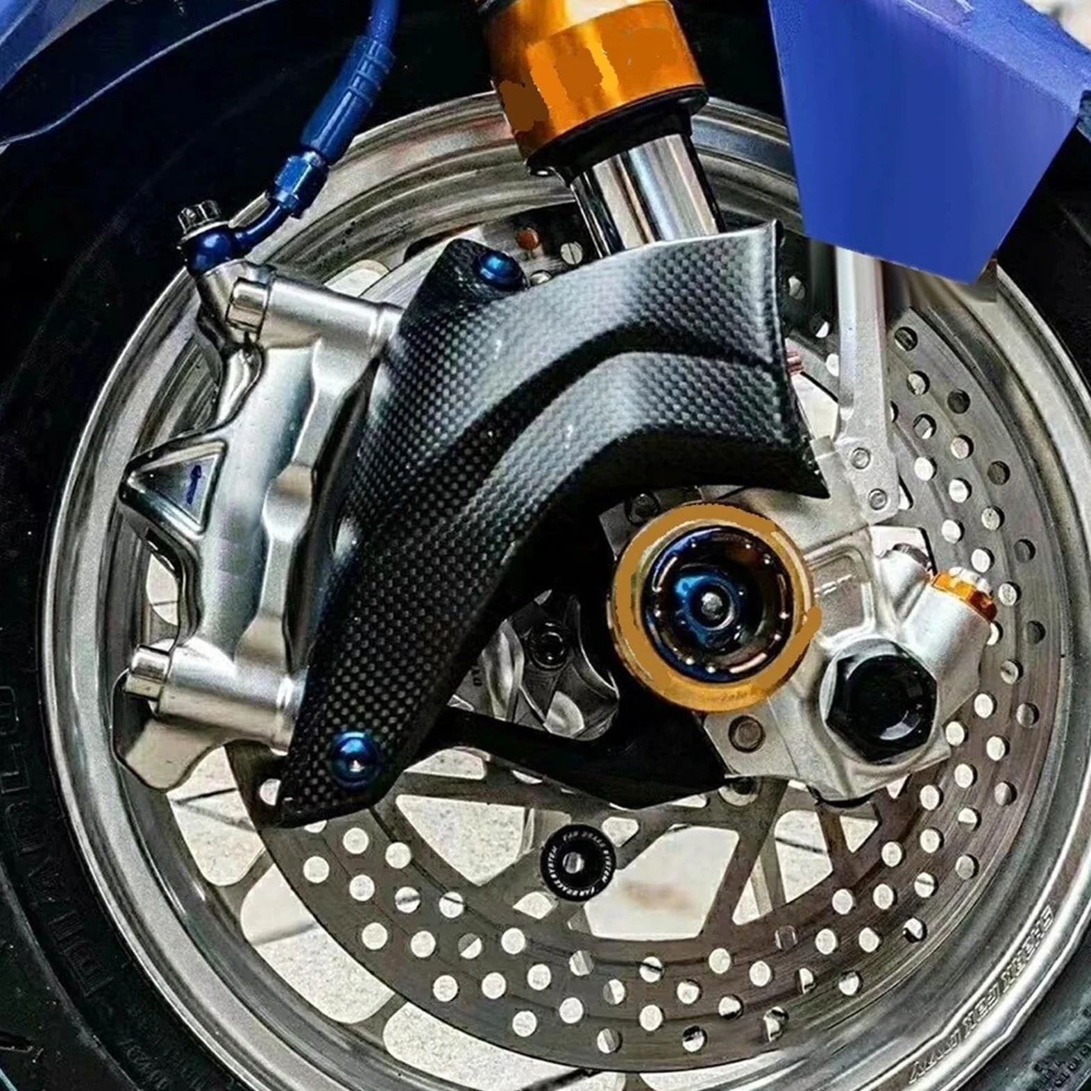 Refrigeración de Pinza de Freno Cubierta de refrigeración de la Pinza de Freno Compatible con BMW S1000R, S1000RR, S1000XR, M1000RR, HP4 y Yamaha YZF-R1, YZF-R1M y YZF-R6.