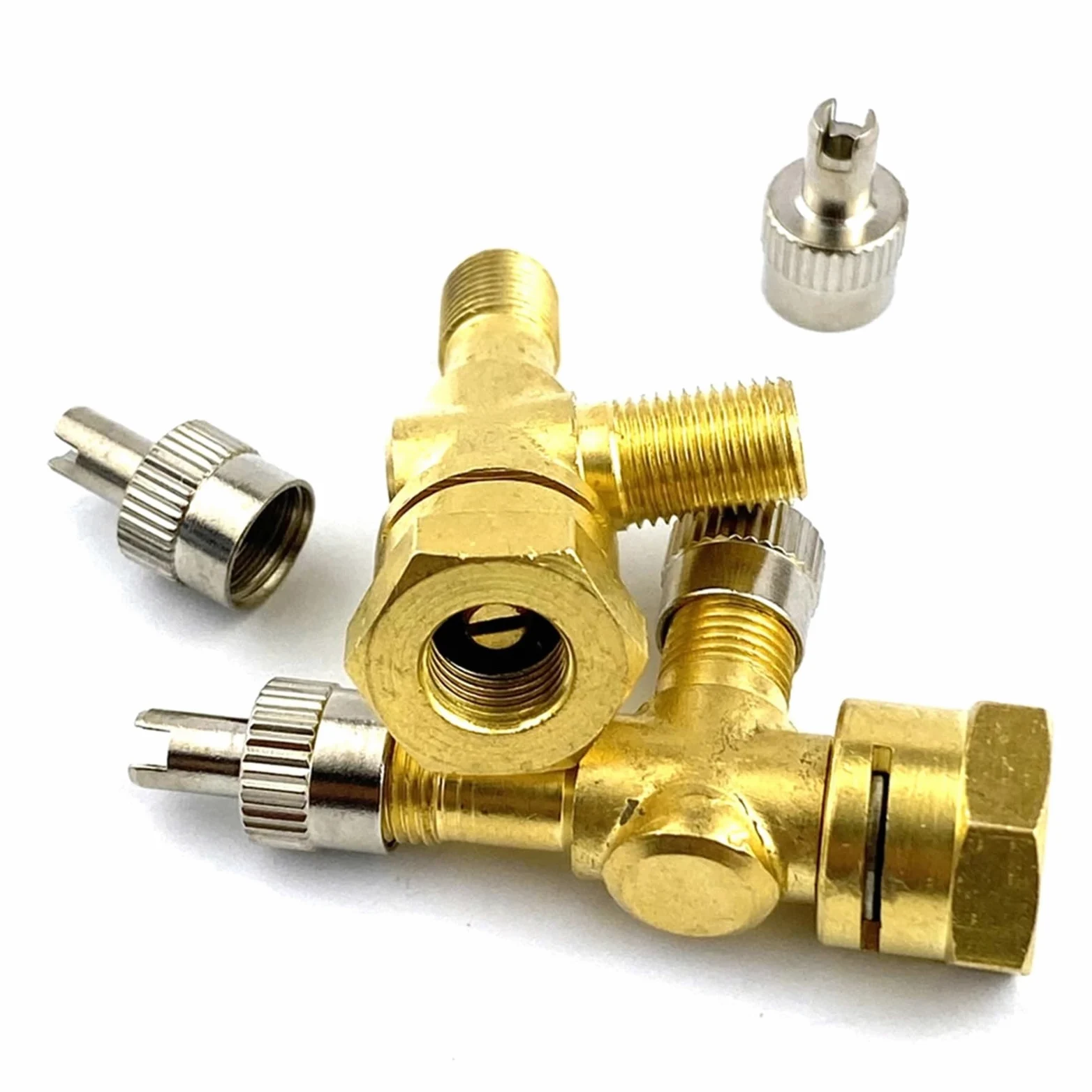 Adaptador de válvula en T de 3 vías, de cobre puro, amarillo, for depuración de neumáticos de coche, accesorios for válvulas de purga de neumáticos for motocicletas y automóviles.