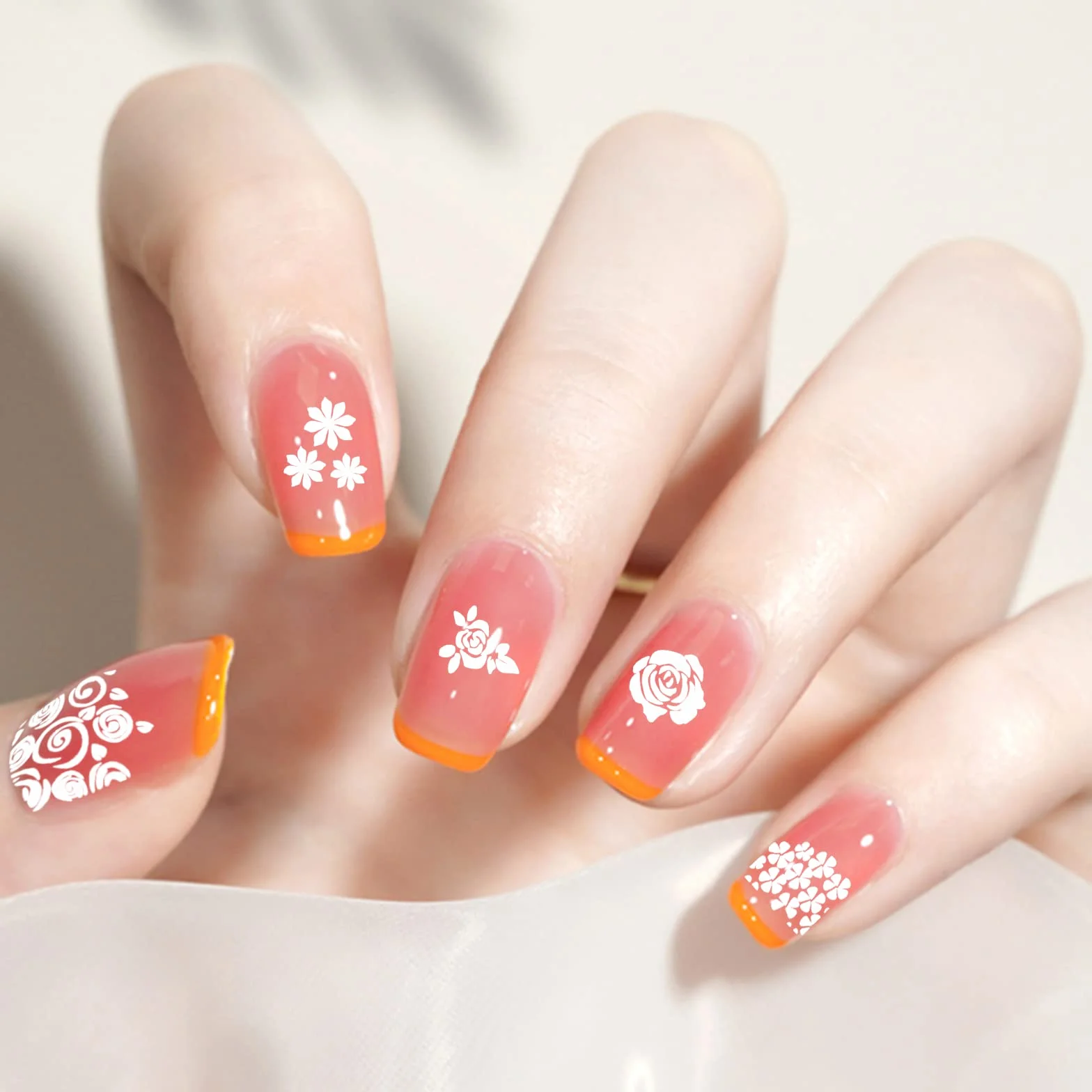 Nail Art Stamping Kit Plantillas para Uñas con Bolso Placas Sello Raspador Silicona