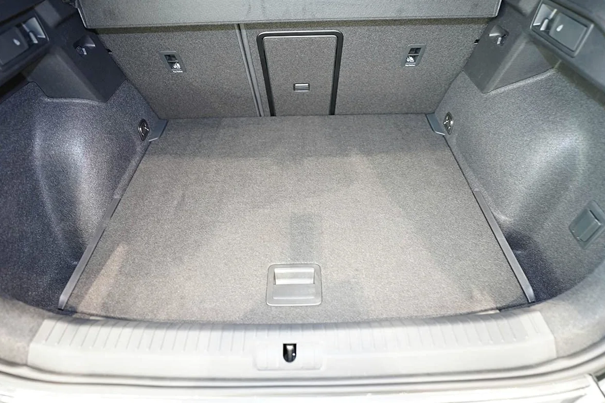 MTM Bandeja Maletero para Cupra Formentor (Tambien e-Hybrid Plug-in Hybrid/eTSI/Mild-Hybrid) 09.2020- Resistente, Fácil de Lavar e Inodora, cód. 9162