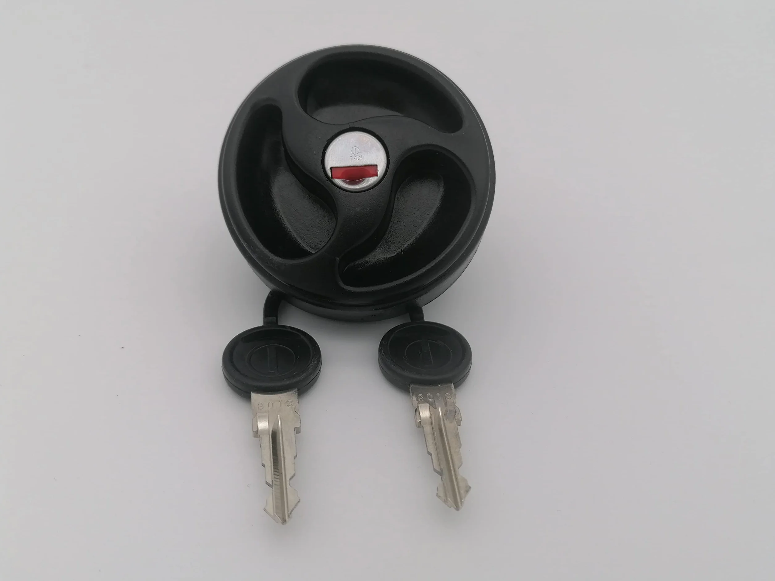 CR-MOESANCO® Tapa Negra de Depósito de Agua para Caravana con 3 Asideros Hundidos, Entrada de Agua con Llaves, Cierre de Polipropileno, Camping, Remolque, Autocaravana, a Prueba de Fugas