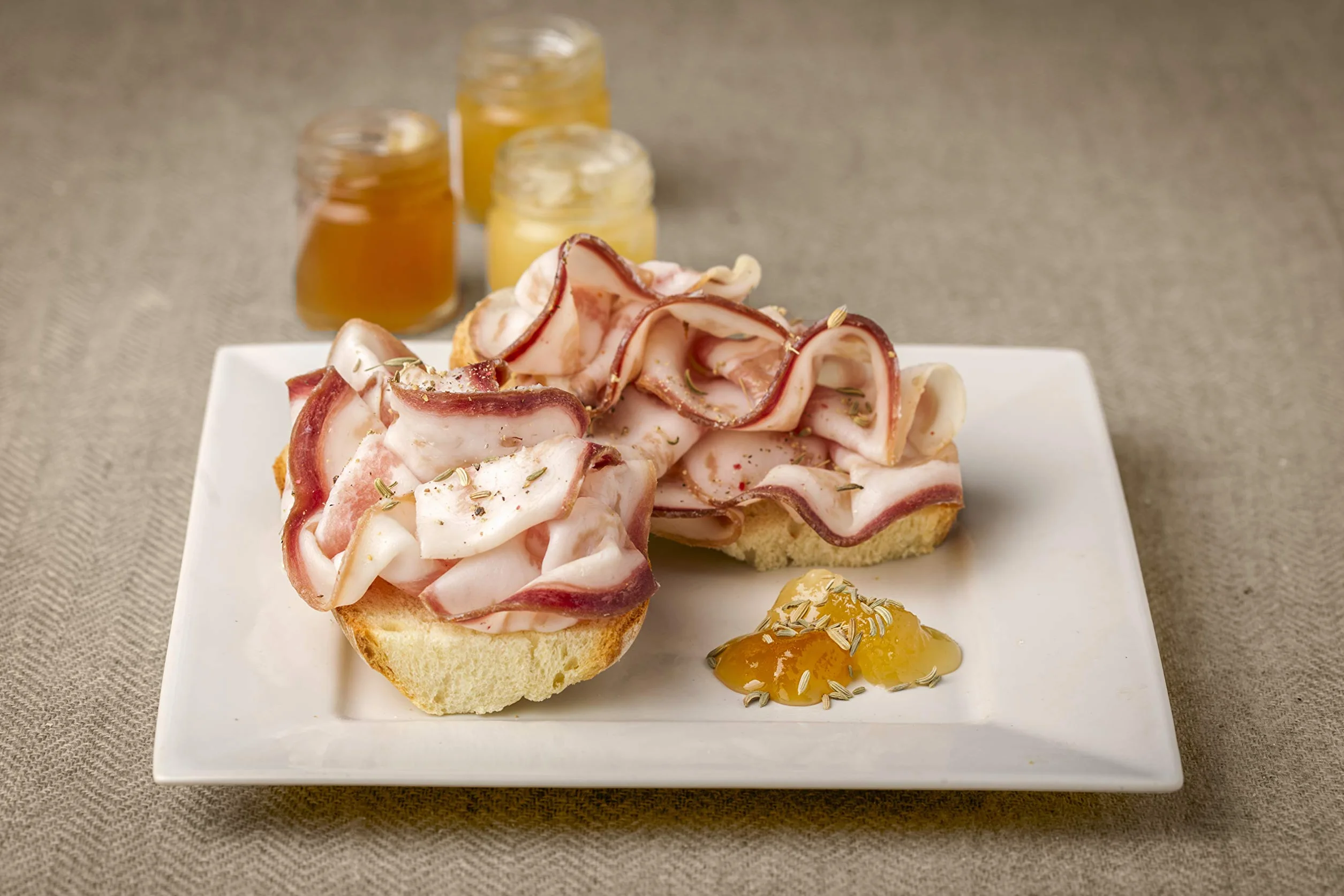 Guanciale Salumi Pasini® 1,1 Kg Carrillera de Cerdo Tradición Italiana para Salsa Amatriciana