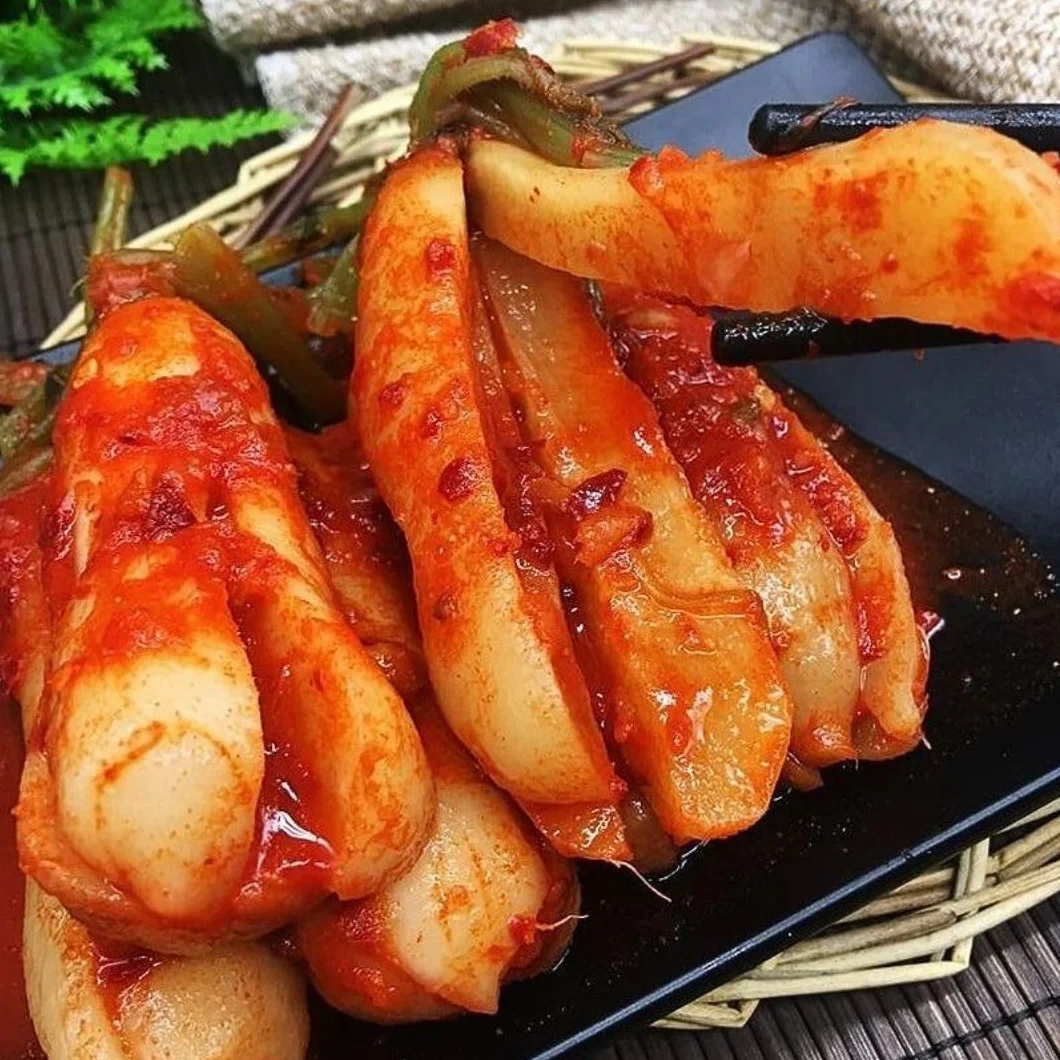 Jongga Kimchi Fresco De Rábano Picante 500g