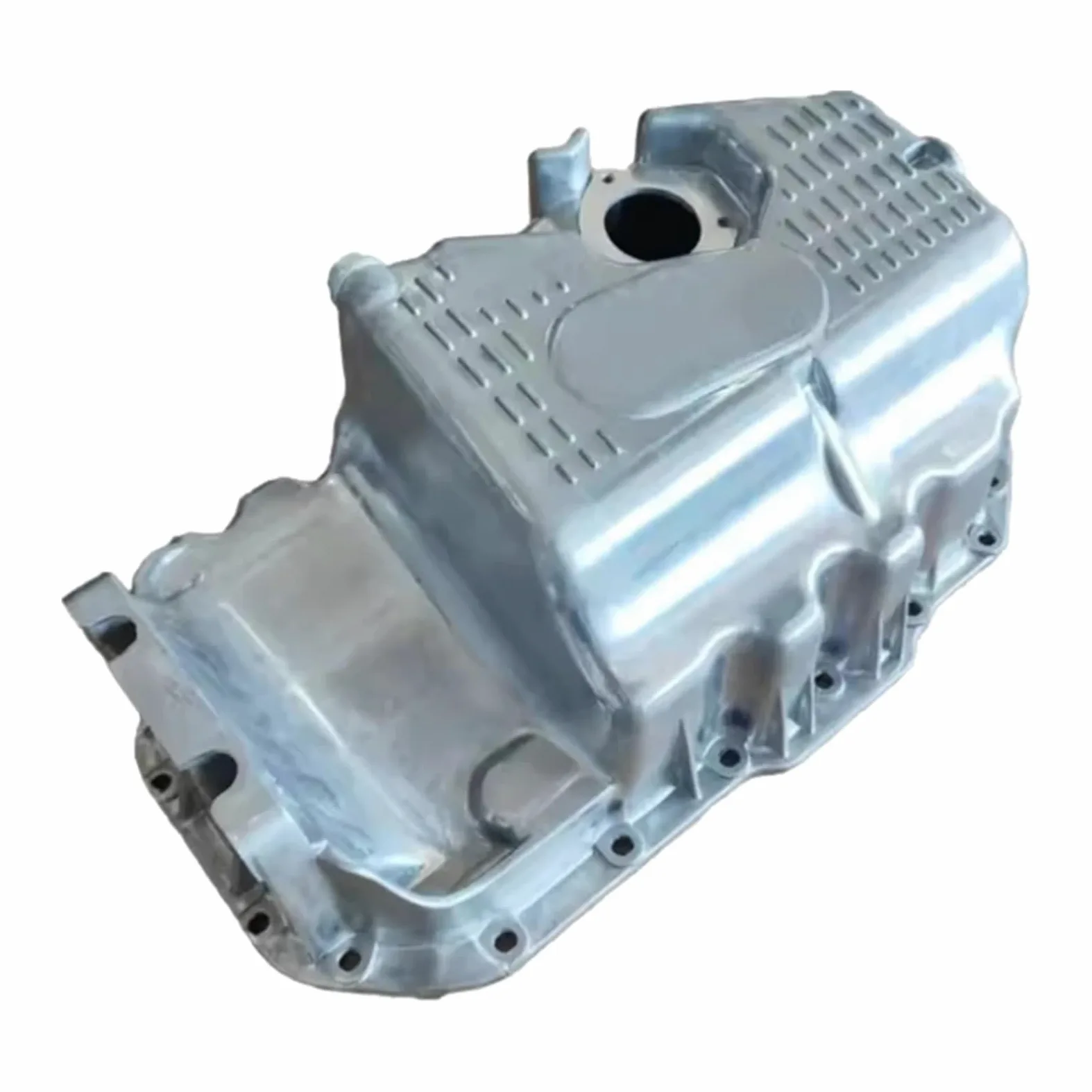 03C103603T Cárter de aceite motor automático para VW Golf 5K 1.4T 11-13 para Audi Reemplazo del cárter de aceite