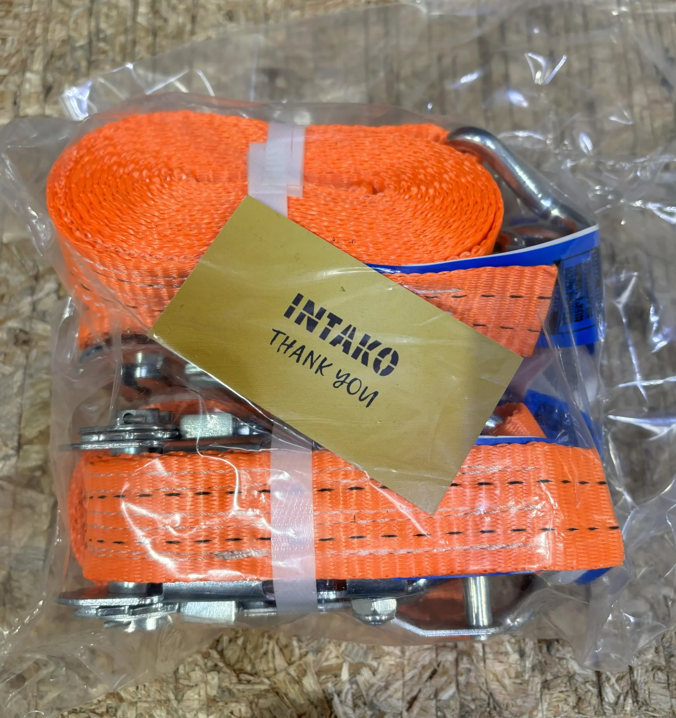 INTAKO Cinchas de Amarre con Carraca – 4m / 6m x 2000kg x 35mm – 2/10 Piezas – Eslingas con Carraca – Cinta de Amarre con Trinquete – Tensor de Cinchas para Auto y Moto (Naranja, 4m (2 Pezzi))