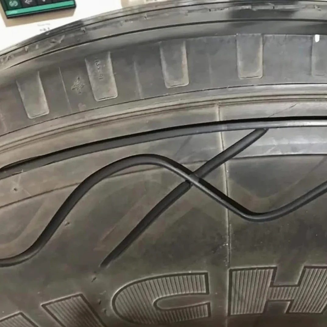 Herramienta para Ranurar Neumáticos Máquina De Hierro para Neumáticos Cortador De Neumáticos Rueda Y Ranurador De Neumáticos con 10 Cuchillas para Cortar Cualquier Neumático