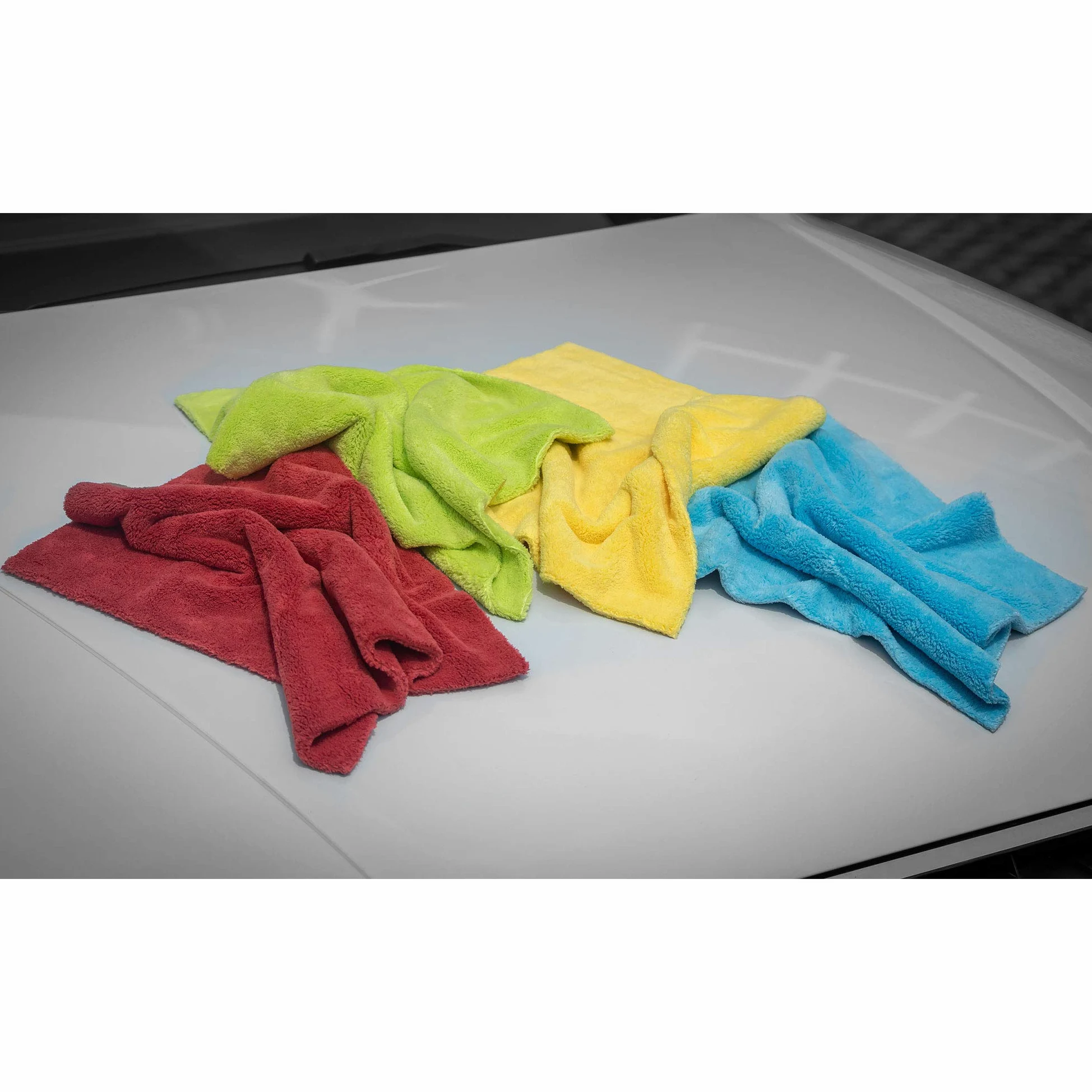 detailmate Car Polish Set - Menzerna Super Heavy Cut HC1000 Compound + Medium Cut 2200 + Super Finish Plus SFP3800 + Carnauba Liquid Wax + 4 Almohadillas de Pulido + 4X paño de Pulido de Microfibra