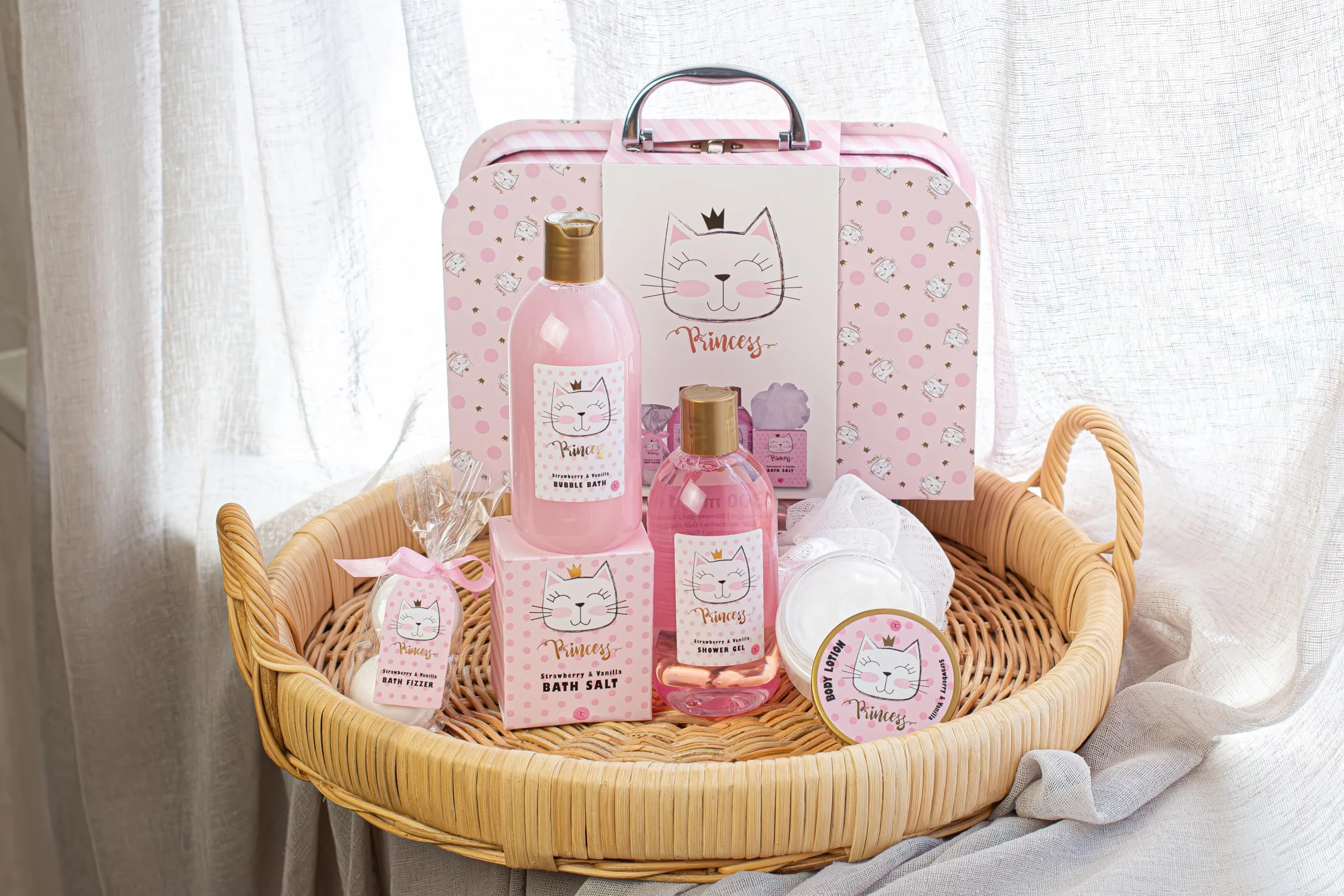 Accentra PRINCESS KITTY Juego de regalo baño mujer 250 ml gel de ducha loción exfoliante crema bombas baño esponja cesta fresa vainilla