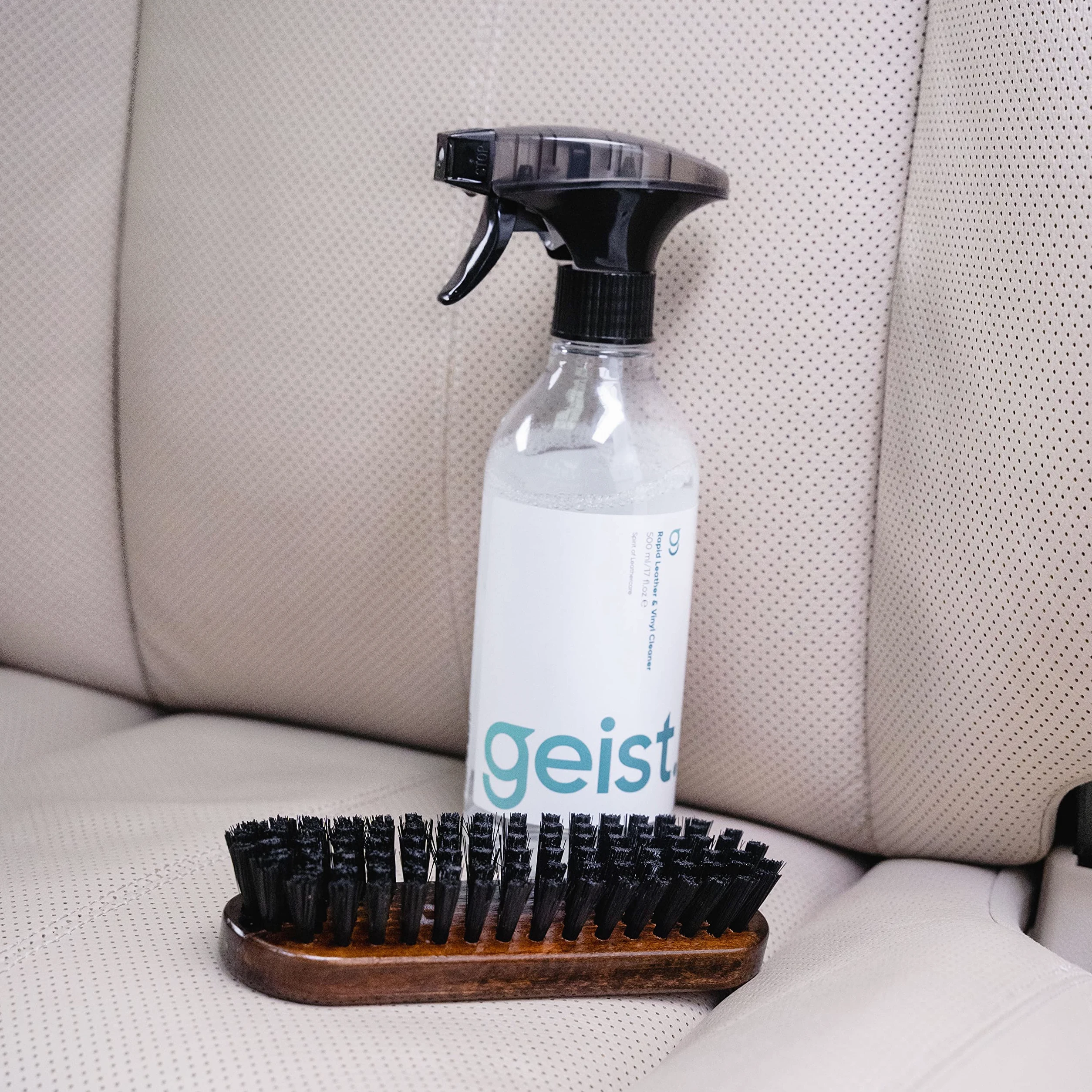 Geist. 3 Plus Care Kit para Cuero y Vinilo | Limpia, Protege contra la Transferencia de Tinte y daños por fricción, Evita Que el Cuero encoja y se agriete | para Piel a Partir de 3 años y Polipiel