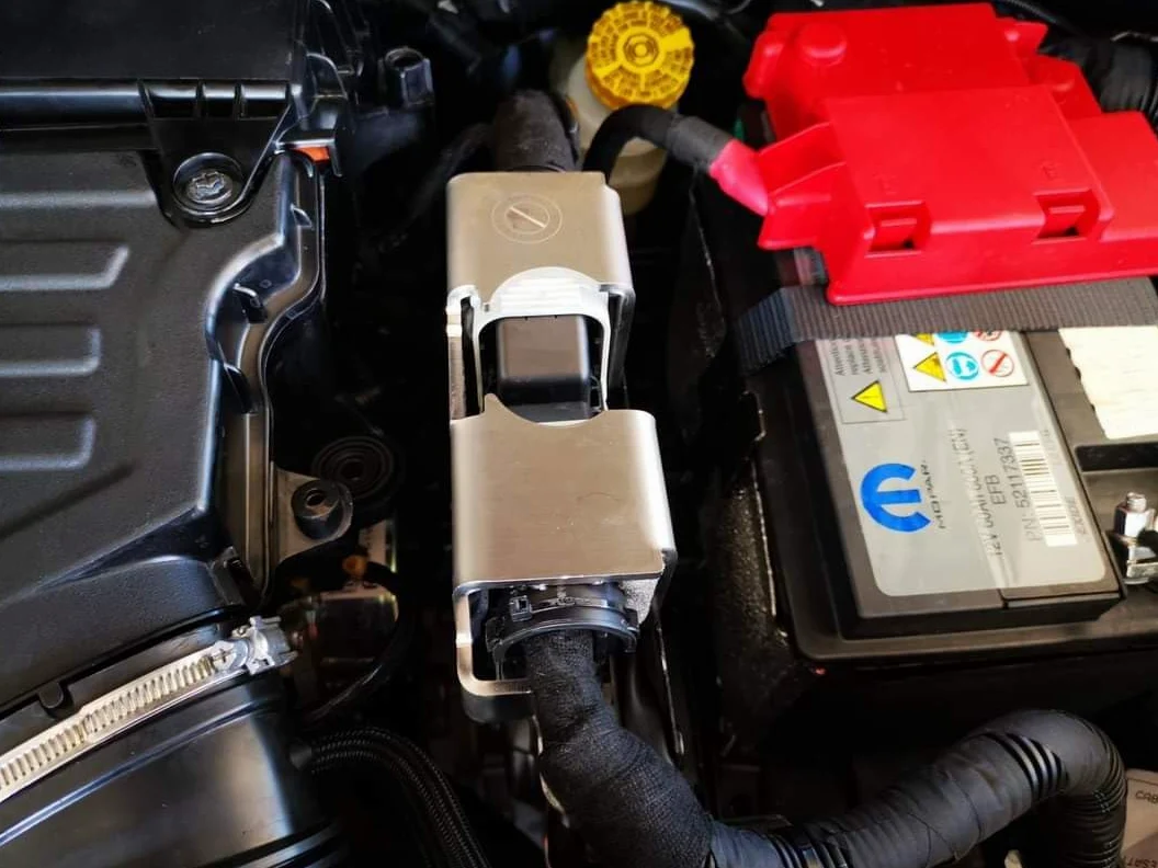 Block Box ECU: protección/blindaje centralita motor coche acero inoxidable (Steel Monster SM01)