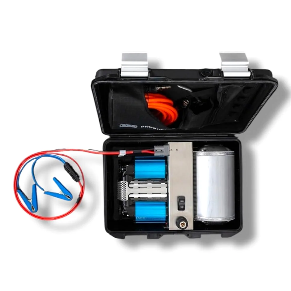 ARB CKBLTP12 - Compresor de aire portátil sin escobillas de 12 V, motor doble premium a bordo con salida de 1,5x, ideal para un tiempo de recarga de neumáticos más rápido y aventuras todoterreno de 4