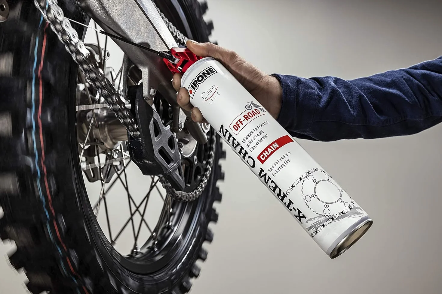IPONE - Pack Mantenimiento Cadena Motocicleta Todoterreno - Todo-Road Chain Care - CHAIN CLEANER 750 ML + X-TREM CHAIN OFF-ROAD 750 ML + Cepillo de Cadena