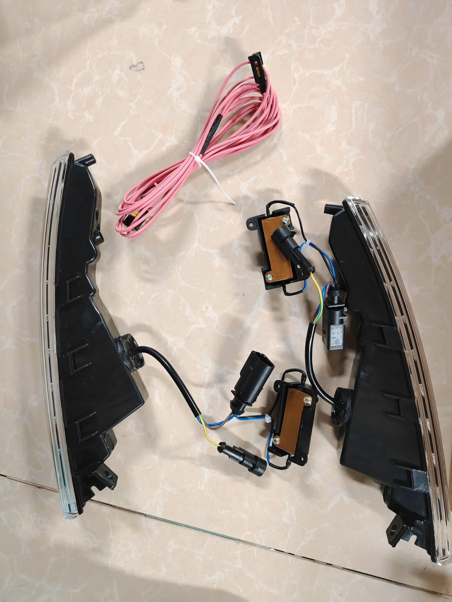 Montaje Luces De Antiniebla Para VW CC 2009 2010 2011 2012 2013 Luces Diurnas Amarillas Luces De Conducción Luces Antiniebla Luces Diurnas LED DRL Para Coche