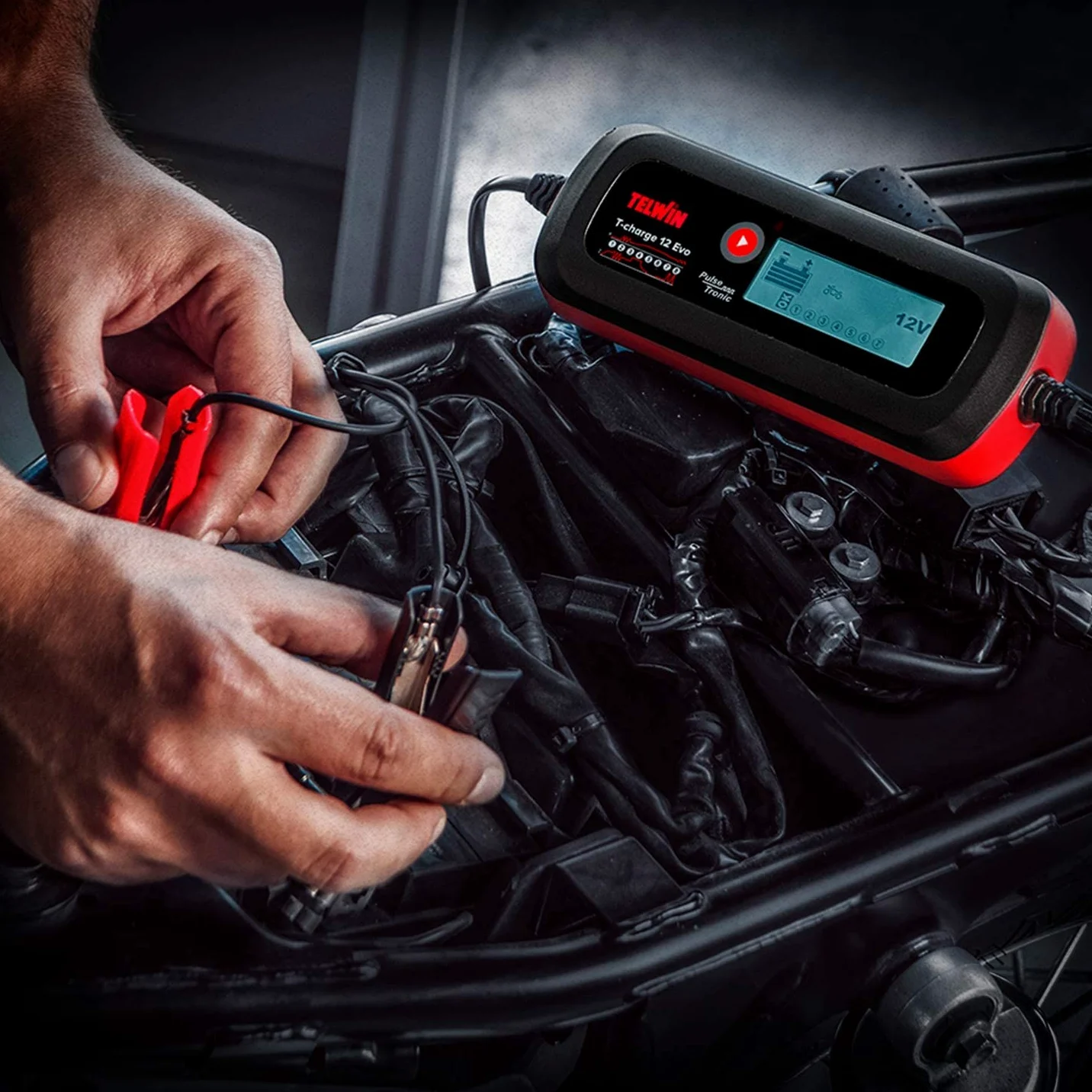 Telwin 807578 Cargador de baterías, mantenedor de carga y tester electrónico multifunción T-CHARGE 12 EVO