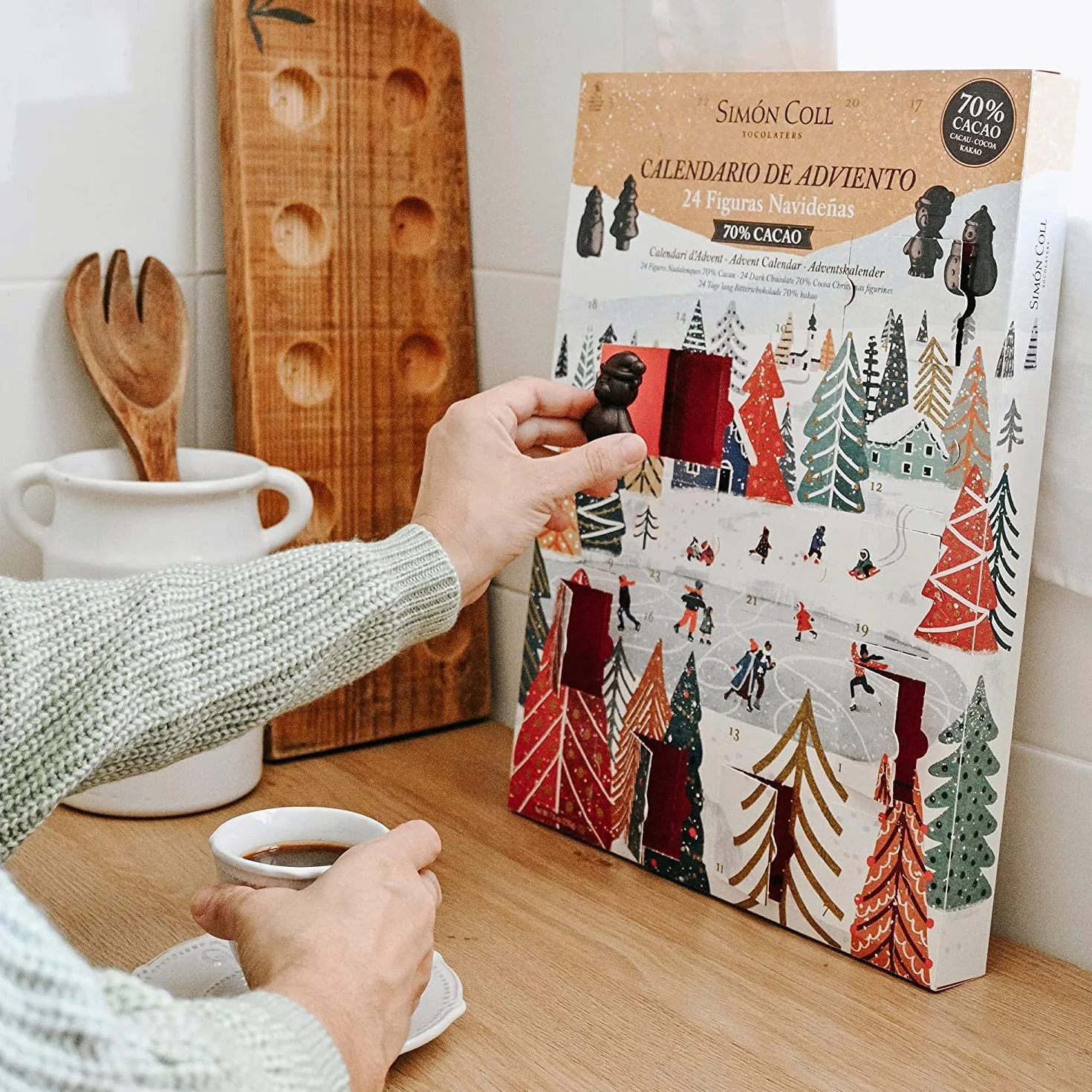 Simón Coll Calendario de Adviento Chocolate Negro 70% Cacao Figuras 3D 216gr 24 Chocolatinas