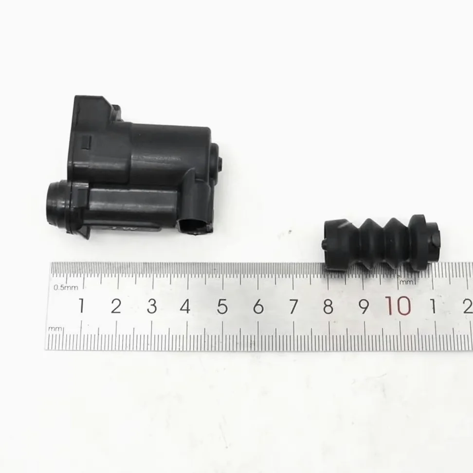 Tapón de aceite del motor Para Land Para Rover Para Discovery V Para Sport Para L550 Tapa De Tanque Combustible Aleta Relleno Motor Cerradura Pestillo Puerta