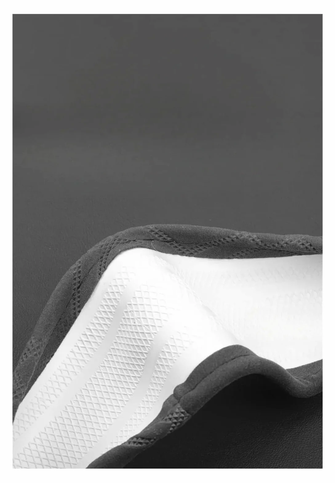 Funda De Volante De Cuero con Costura Manos Libres Antideslizante Universal para Todas Las Estaciones Compatible con EXEED RX TXL LX VX(2)