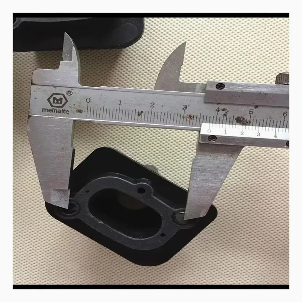 Piezas de reparación Conector de base de carburador for desbrozadora, adaptador de carburador, colector de admisión, compatible con 1E40F-5, 44F-5, BC430, CG430 y CG520.