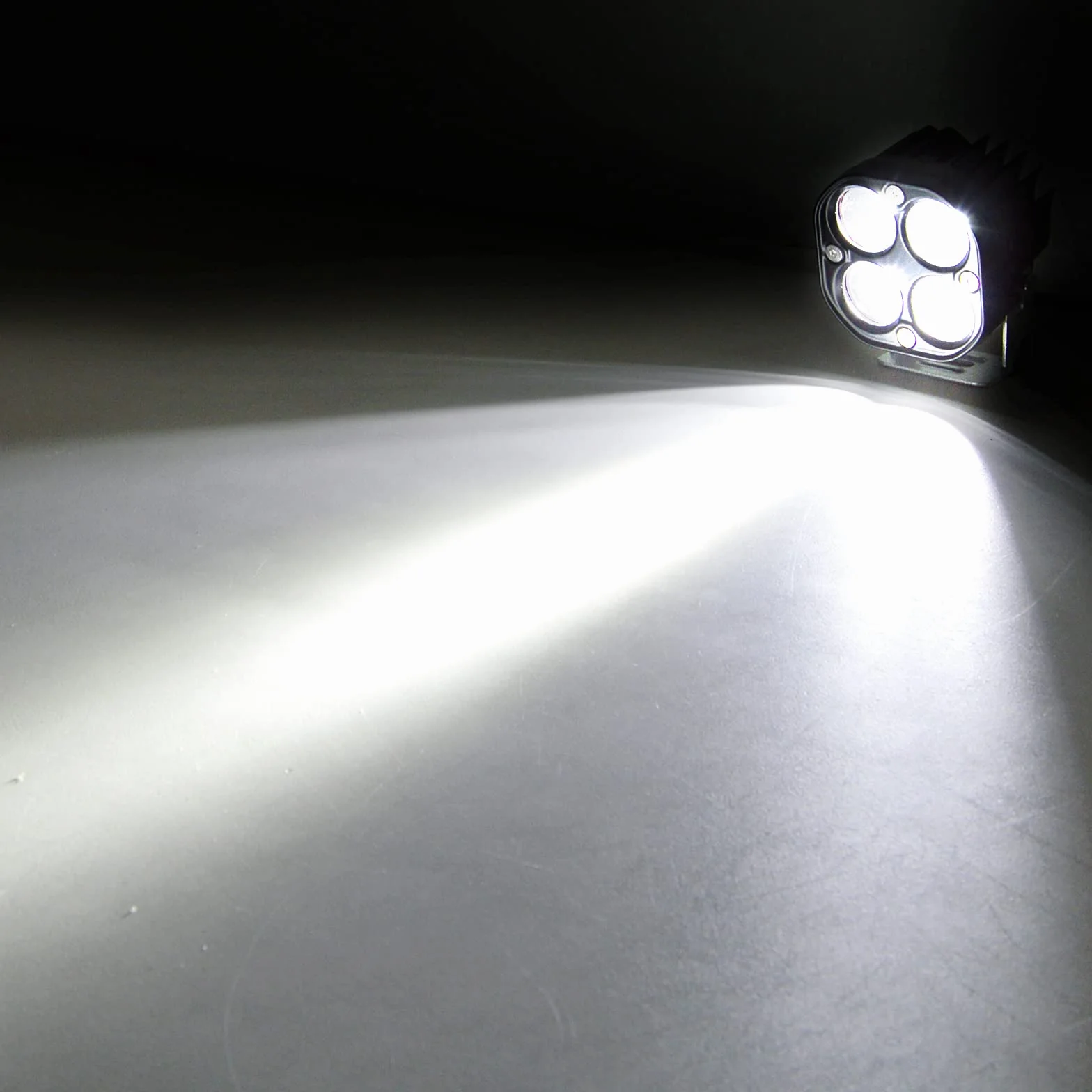 PICAA LED Work Light 2PCS 40W 3 Inch Flood Light 12V-24V 6000K White Tractor Fog Light for Car SUV UTV ATV Off-road Truck Boat