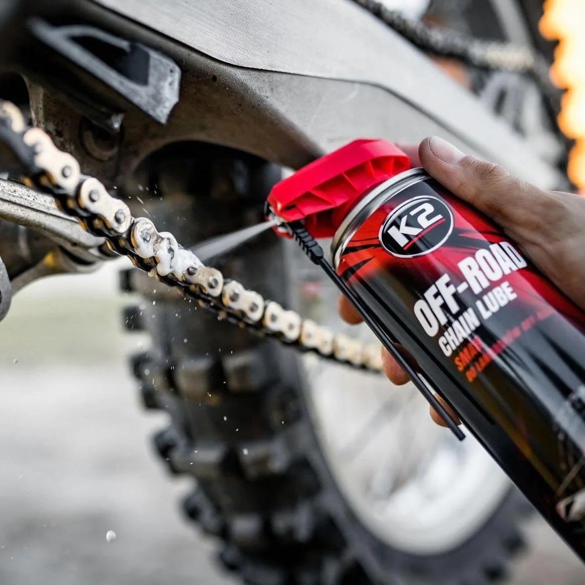 K2 Lubricante para Cadenas de Motos Off-Road, Mantiene Limpieza y Funcionalidad Chain Lube Grasa para Cadenas 500ml