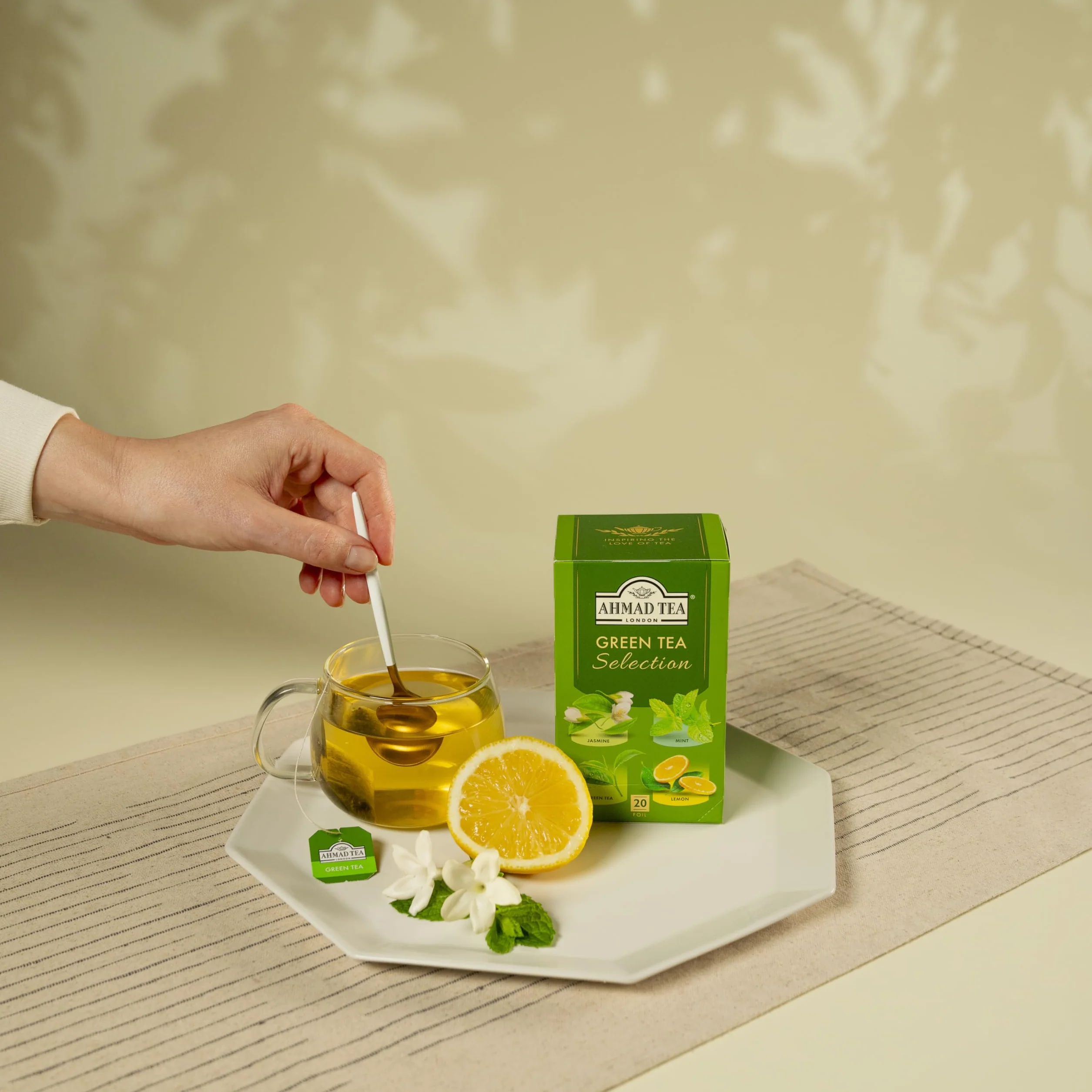 Ahmad Tea Green Tea Selection - Surtido de té verde - Clásico, jazmín, menta, limón - 20 bolsitas de té