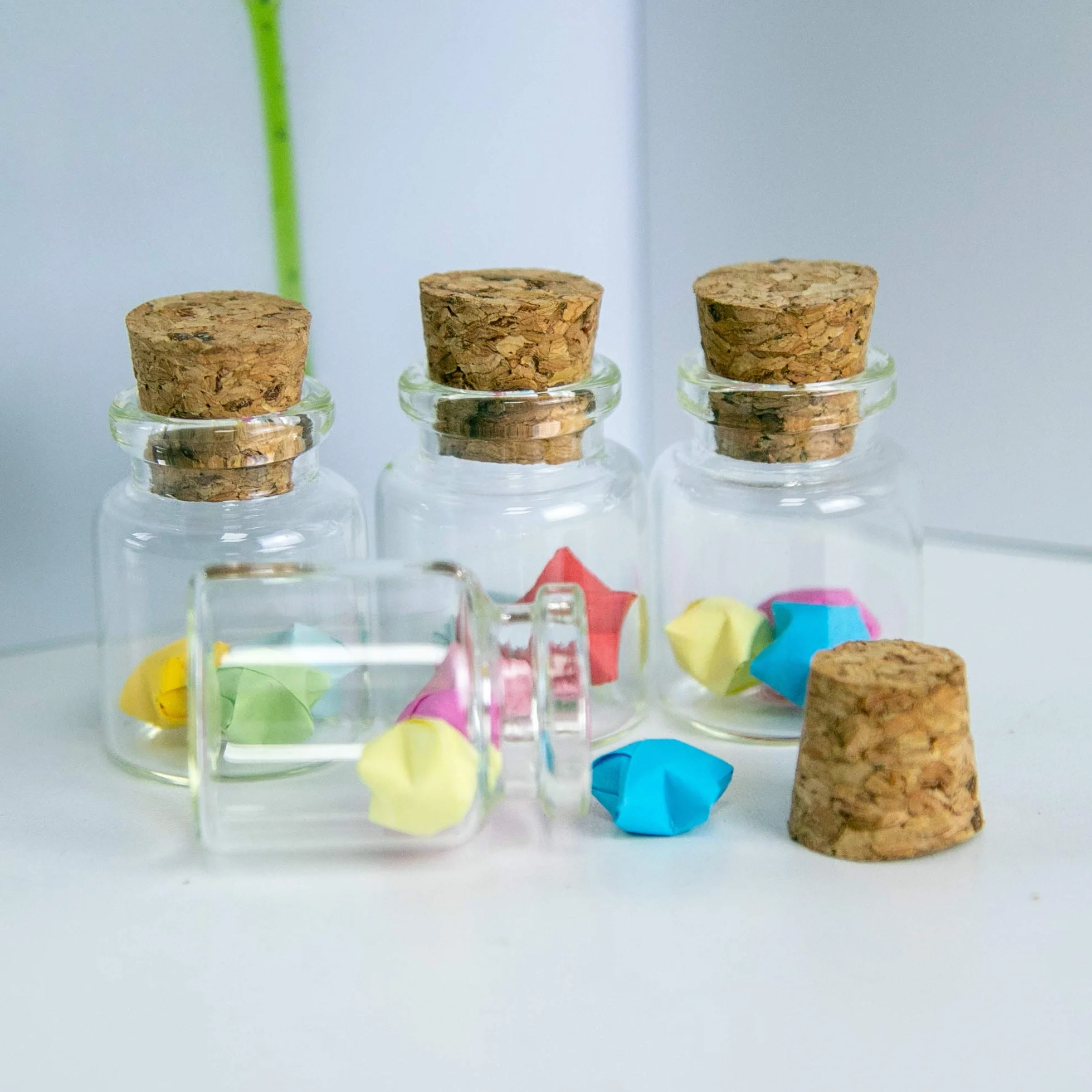 Mini Botellas de Vidrio Transparentes con Corcho 15ml - 12pcs