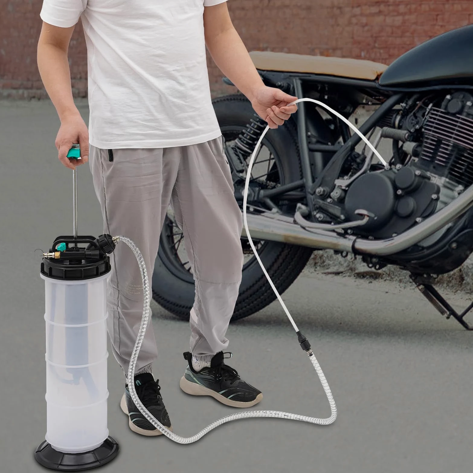 Aspirador de aceite de doble uso manual y neumático de 7,5 l, bomba de aceite líquido, con 4 mangueras, apto para cortadoras agrícolas, coches, motocicletas y barcos