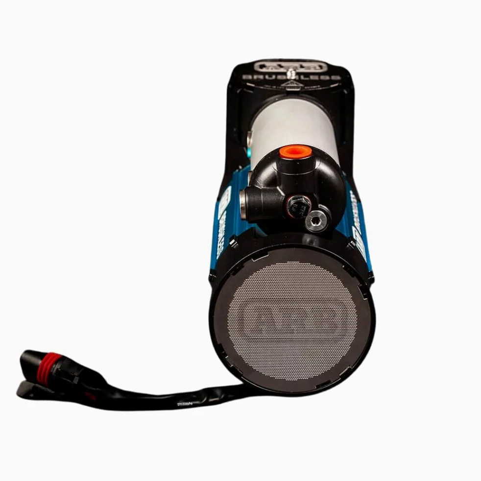 ARB Compresor de Aire sin escobillas CKBLA12 de 12 V con Motor a Bordo Premium con Salida de 1.5X. Ideal para un Tiempo de inflado de neumáticos más rápido y Aventuras Todoterreno 4x4 - Lanzamiento