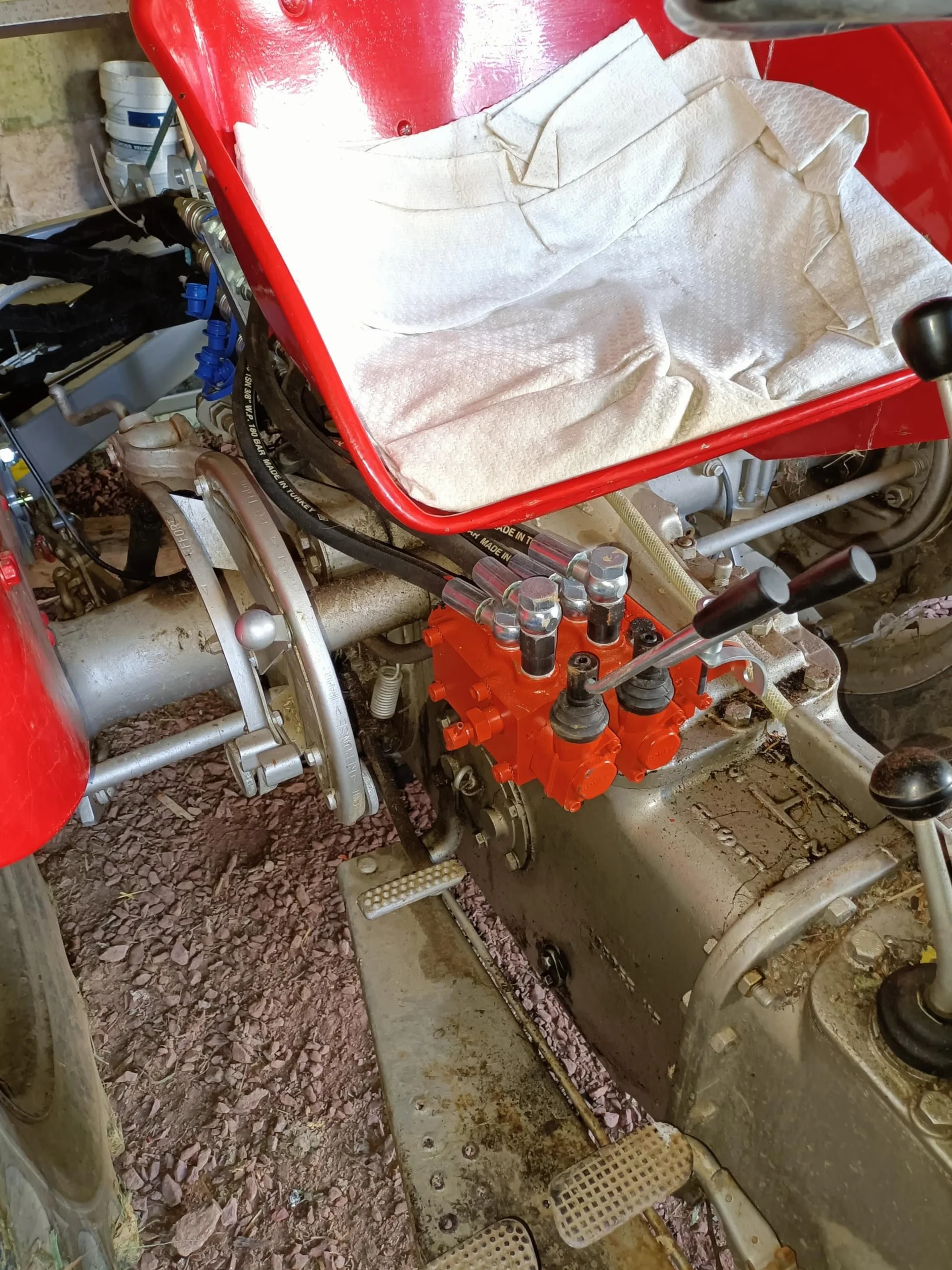 Kit de Válvula Remota Hidráulica Trasera para Massey Ferguson MF 135 150 230 231 240 245 250 253
