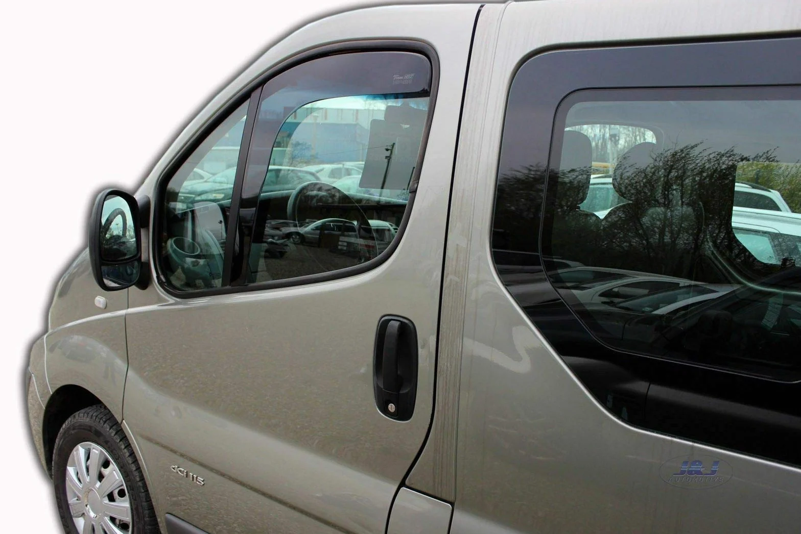 J&J AUTOMOTIVE Derivabrisas Personalizados para RENAULT TRAFIC 2001-2011 2pcs, Color: Smoky Gray, Instalación Clip-on