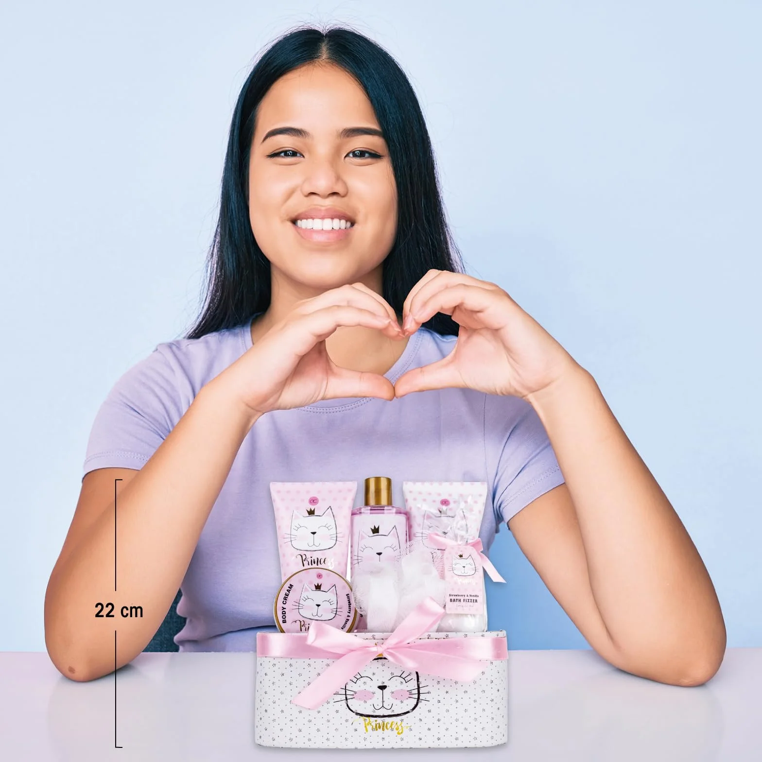 Accentra PRINCESS KITTY Juego de regalo baño mujer 250 ml gel de ducha loción exfoliante crema bombas baño esponja cesta fresa vainilla