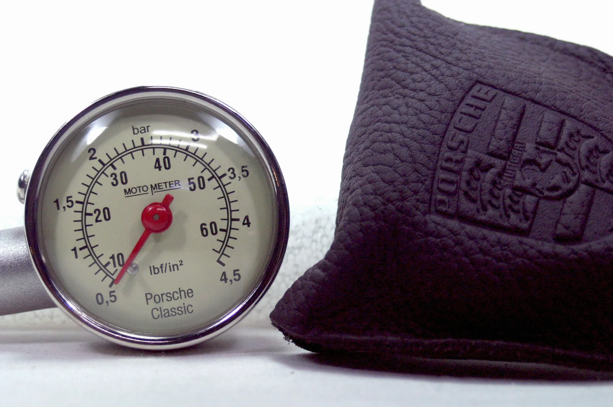 Auténtica Porsche Classic Tire Gauge con funda de piel