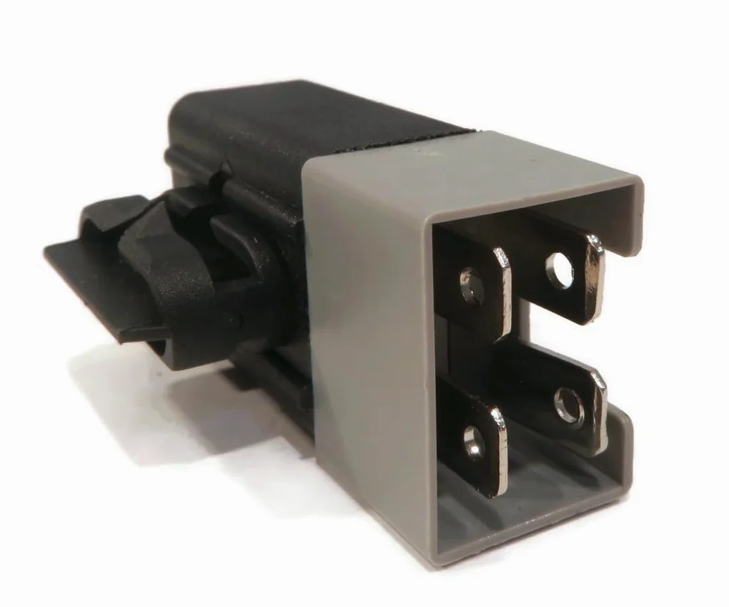 The ROP Shop | Interruptor de enclavamiento de émbolo para AYP, Husqvarna 532197802 Cable de embrague de tractor de césped