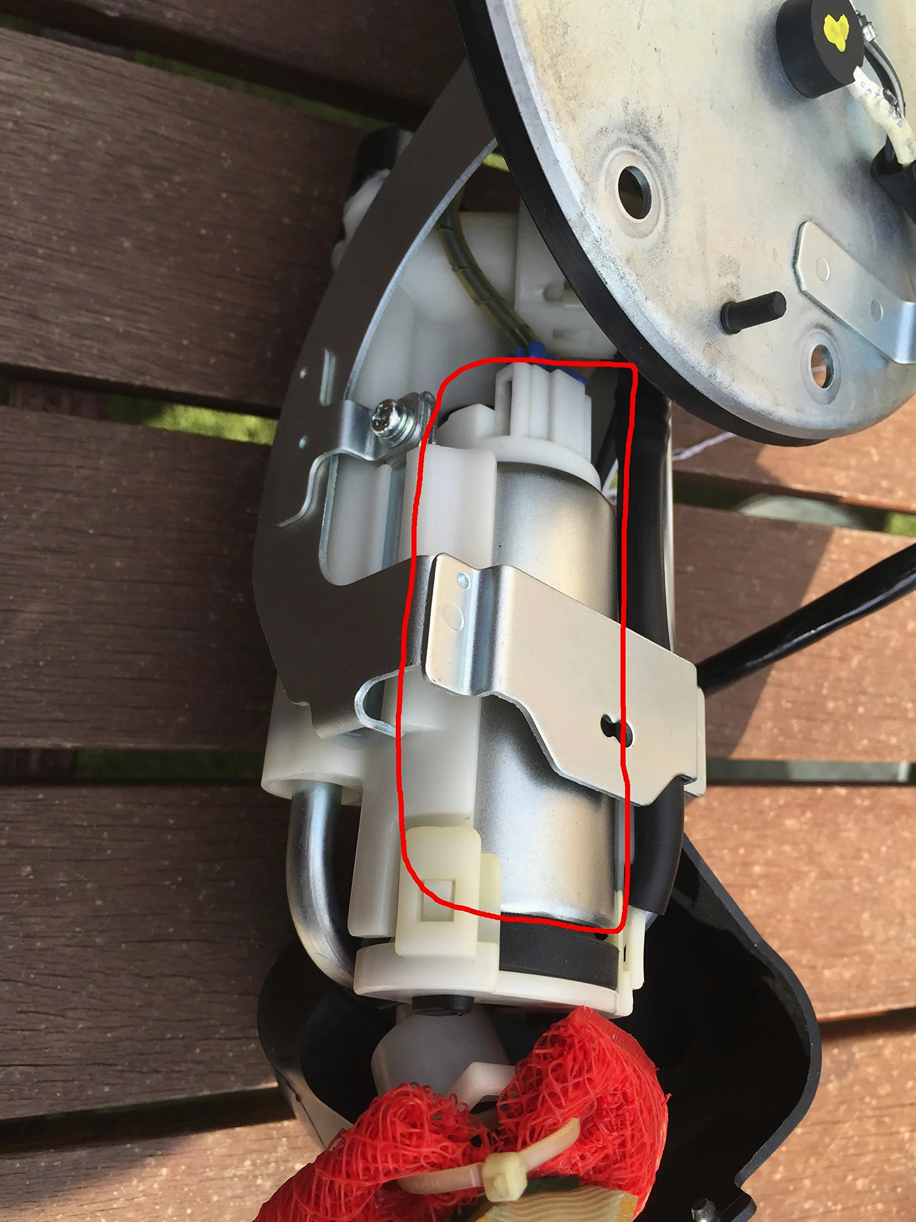 Bomba de gasolina para Honda NT 700 NT700 NT700V Deauville RC52 fuel pump EFI 2006 2011