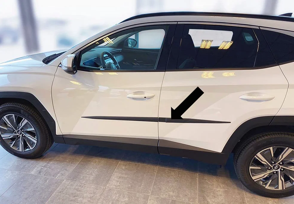 Spangenberg Listones de protección laterales negros para Hyundai Tucson SUV 4ª generación tipo NX4 09.2020- F68