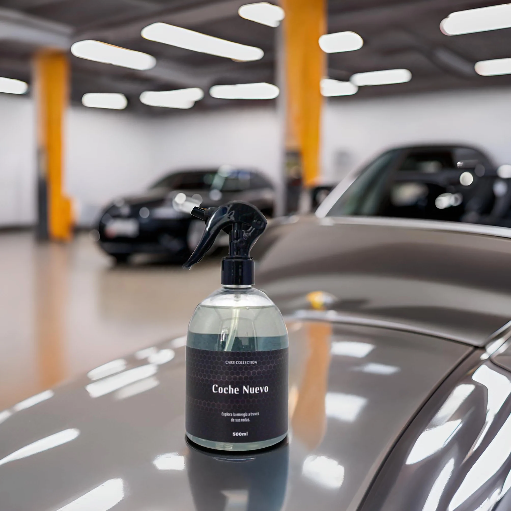 AutoFullCar - Ambientador Premium Línea CARS COLLECTION Para Coche, 500 ml. Fragancia De Lujo, Duración Prolongada - Ambientador Para Automoción, Hogar, Dormitorio, Oficina etc... (COCHE NUEVO)