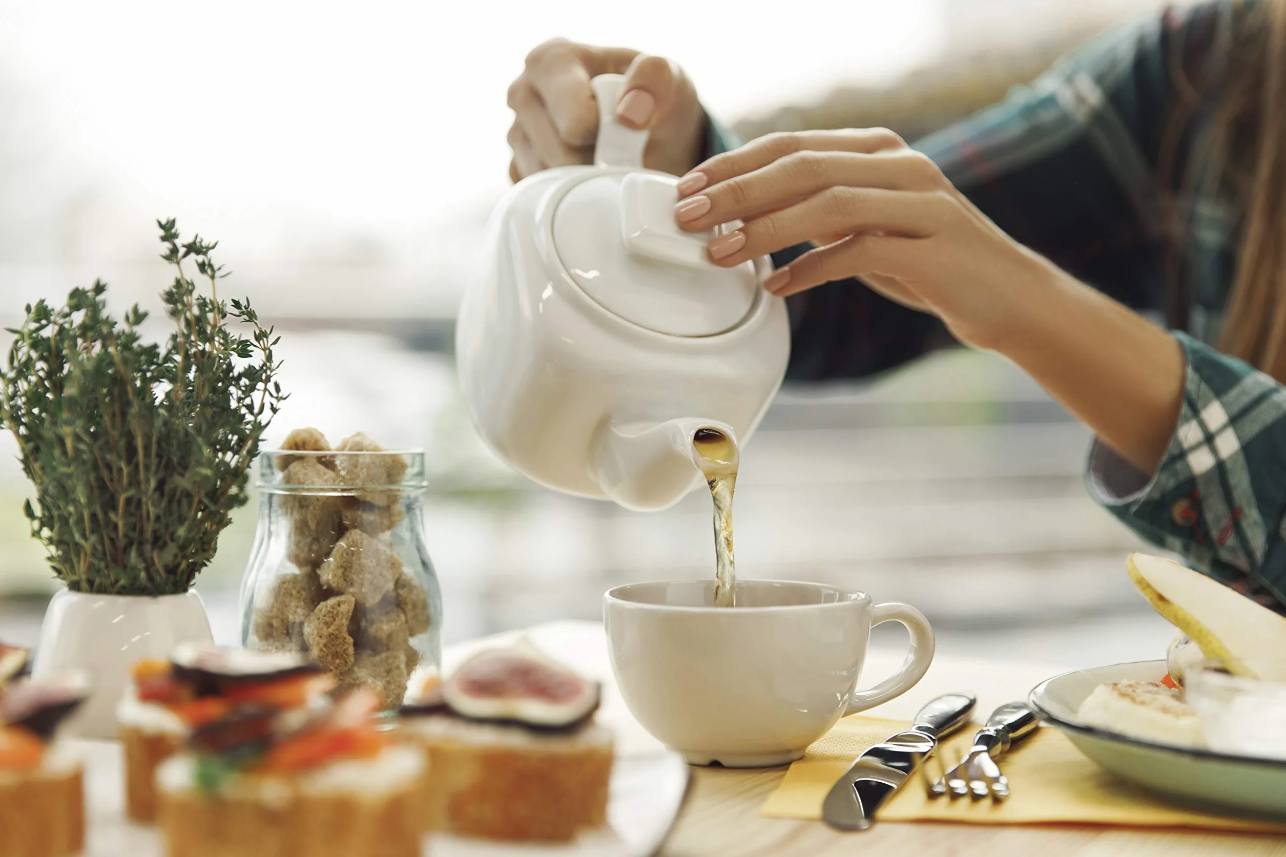 Té Blanco en Caja de 25 Unidades - Propiedades Antioxidantes Naturales - Aporta Vitaminas y Minerales