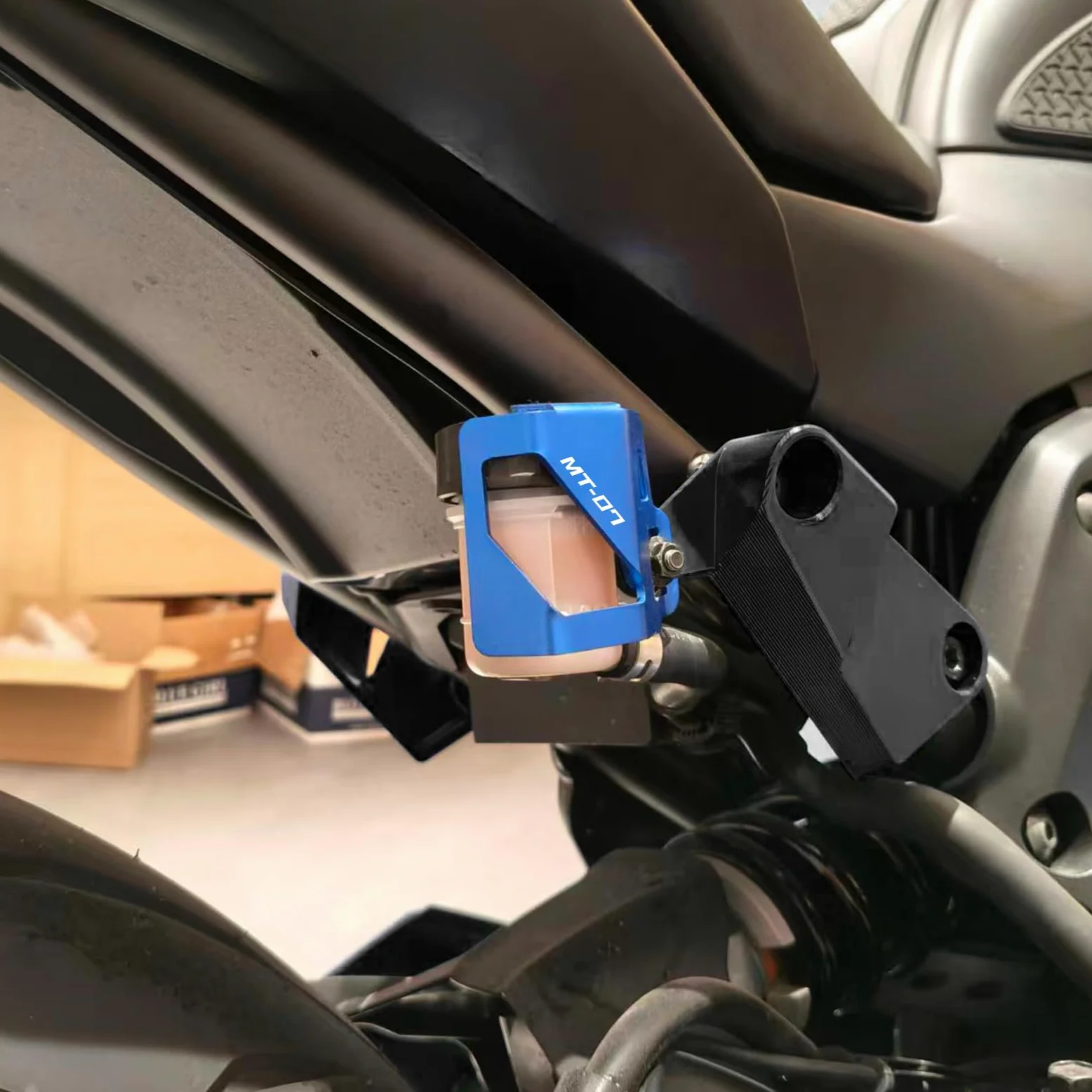 Apto para MT 07 MT07 MT-07 FZ07 2014-2024 2025 2026 Accesorios de aluminio motocicleta Cubierta delantera trasera del depósito de líquido de frenos Tapa de llenado de aceite del motor