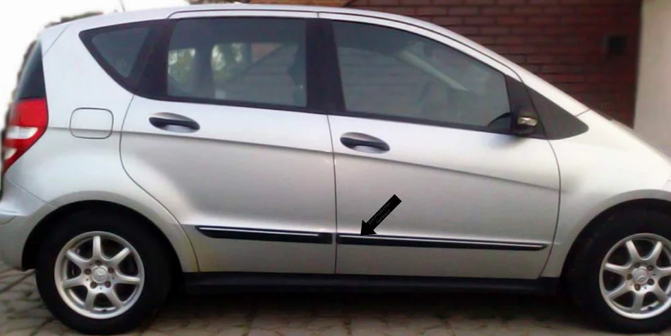 Spangenberg Listones de protección laterales negros para Mercedes Benz W 169 Clase A W169 año de construcción 09.2004-06.2012 F23 (3700023)