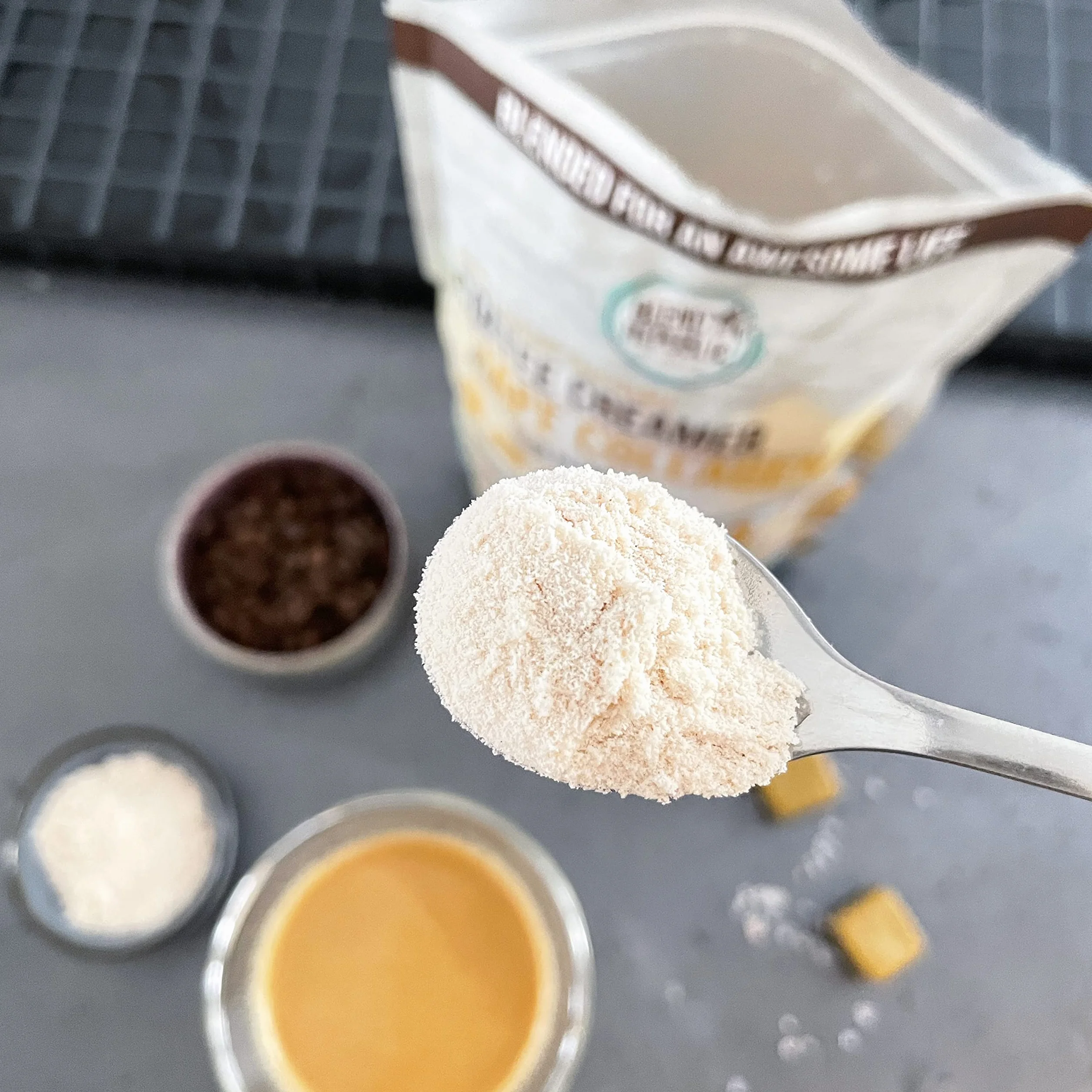 BLEND REPUBLIC Keto Coffee Creamer Caramel 300 g con aceite MCT, aceite de coco y colágeno, sin lactosa, sin azúcar añadido
