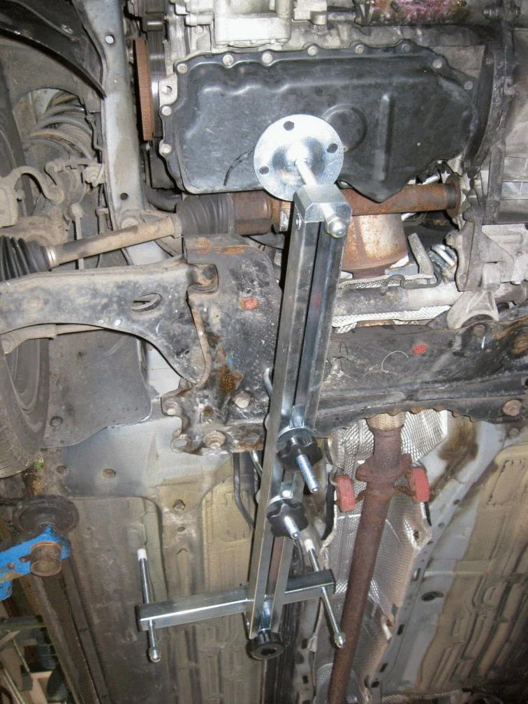 KS Tools 160.0090 Travesaño de apoyo del motor universal