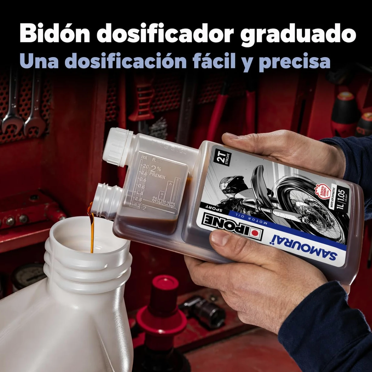 IPONE – Aceite de Motor para Moto 2 Tiempos Samouraï – Bidón dosificador 5 Litros - 100% sintético - Gama Sport - Altísimas prestaciones - Protección óptima del motor - Uso ocio y competición