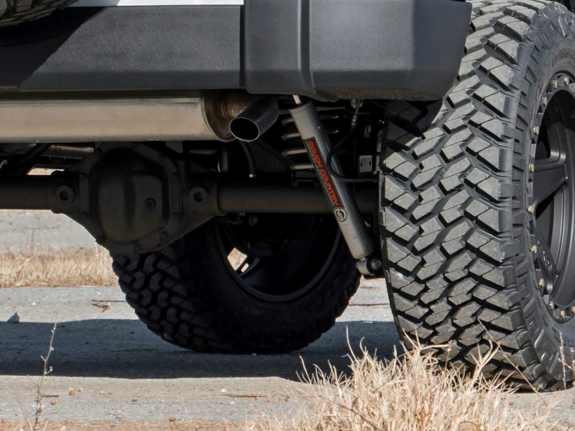 Rough Country Amortiguadores traseros N3 de 3.5-5 pulgadas para Jeep Wrangler JK 07-18 - 23149_A