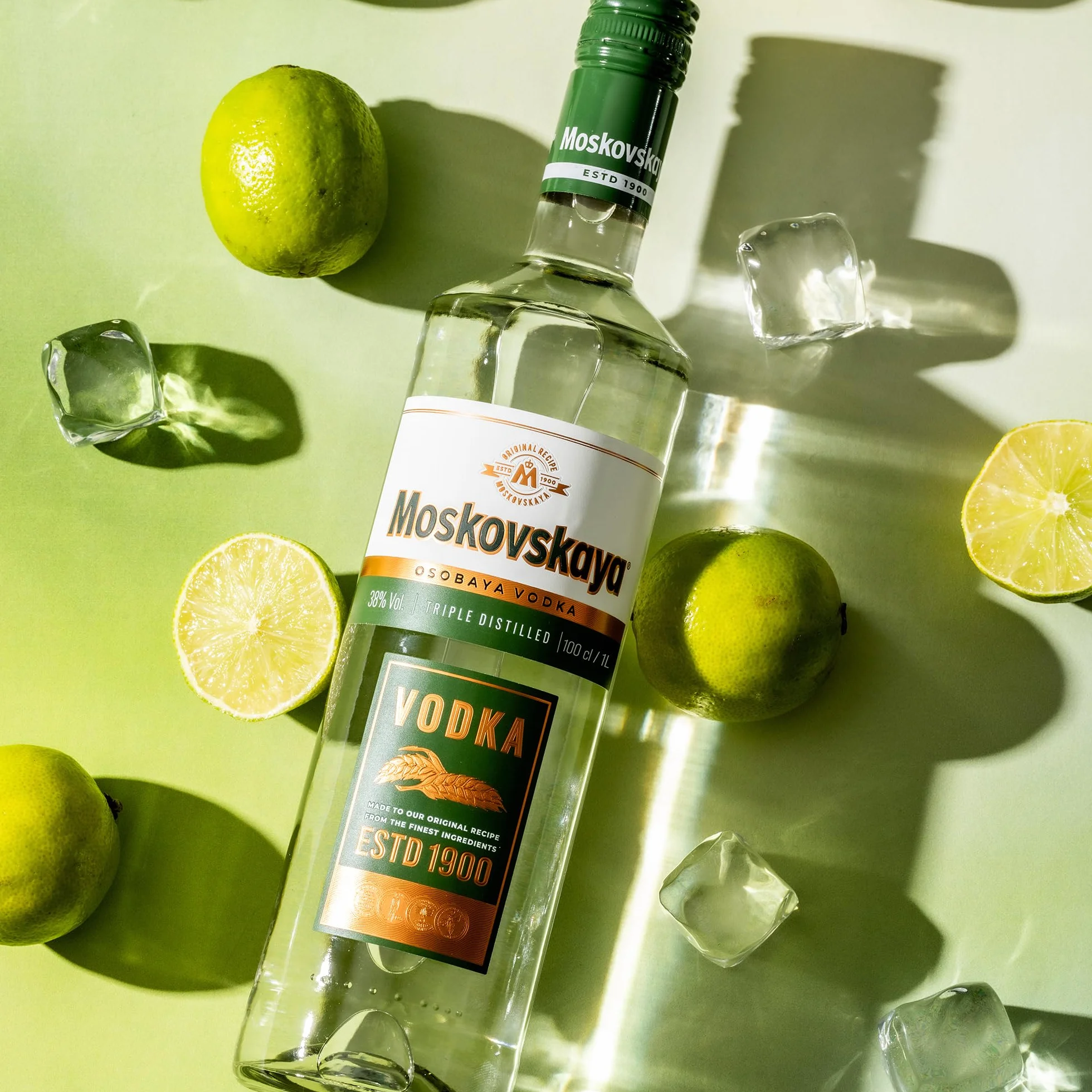 Moskovskaya Osobaya Vodka 100cl 38% Vol Destilada con ingredientes naturales